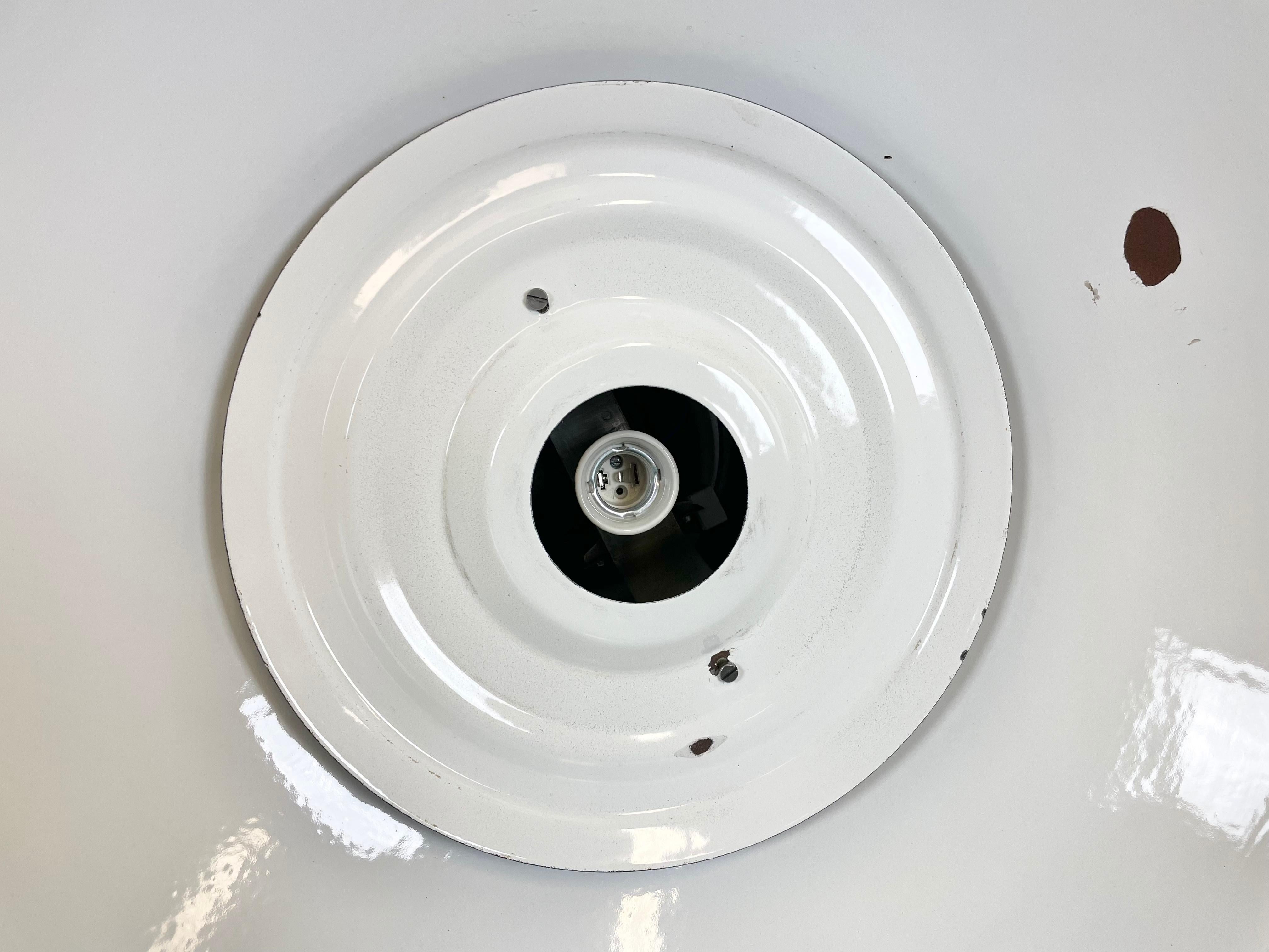 Large Grey Enamel Industrial Factory Lamp from Elektrosvit, 1960s For Sale 10