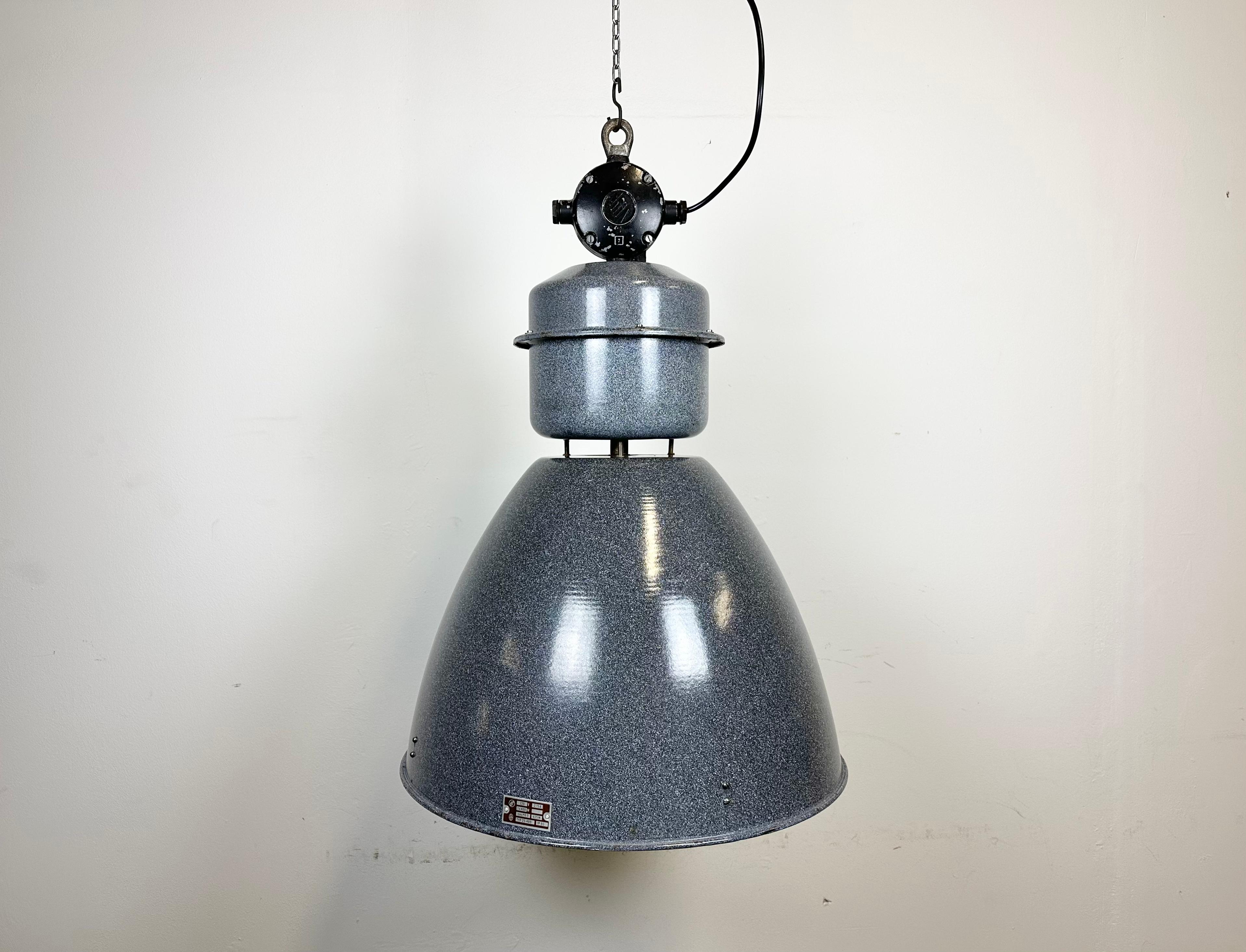 Czech Large Grey Enamel Industrial Factory Lamp from Elektrosvit, 1960s For Sale