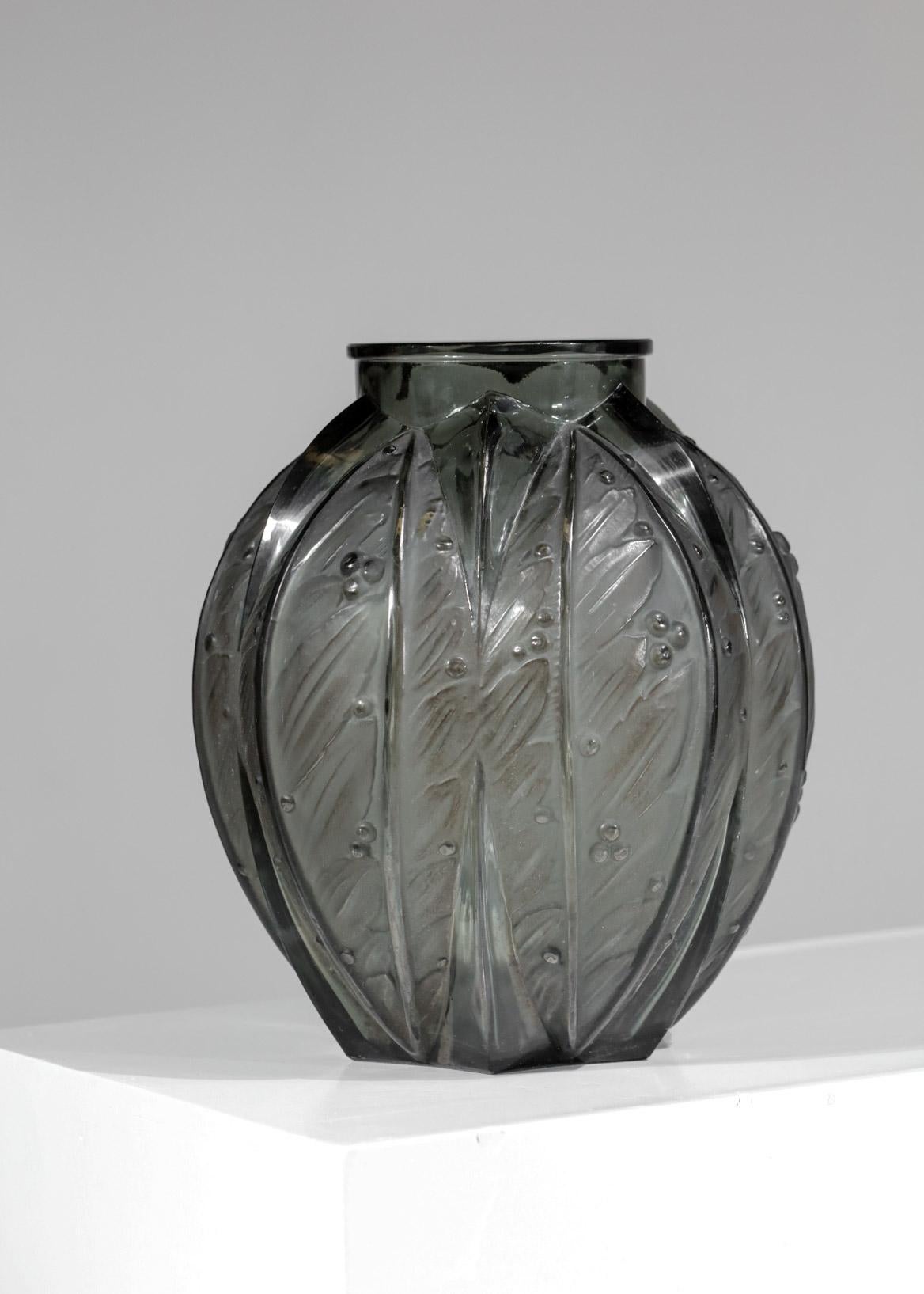 Large Grey Glass Vase by Verlys from the 1940s 4