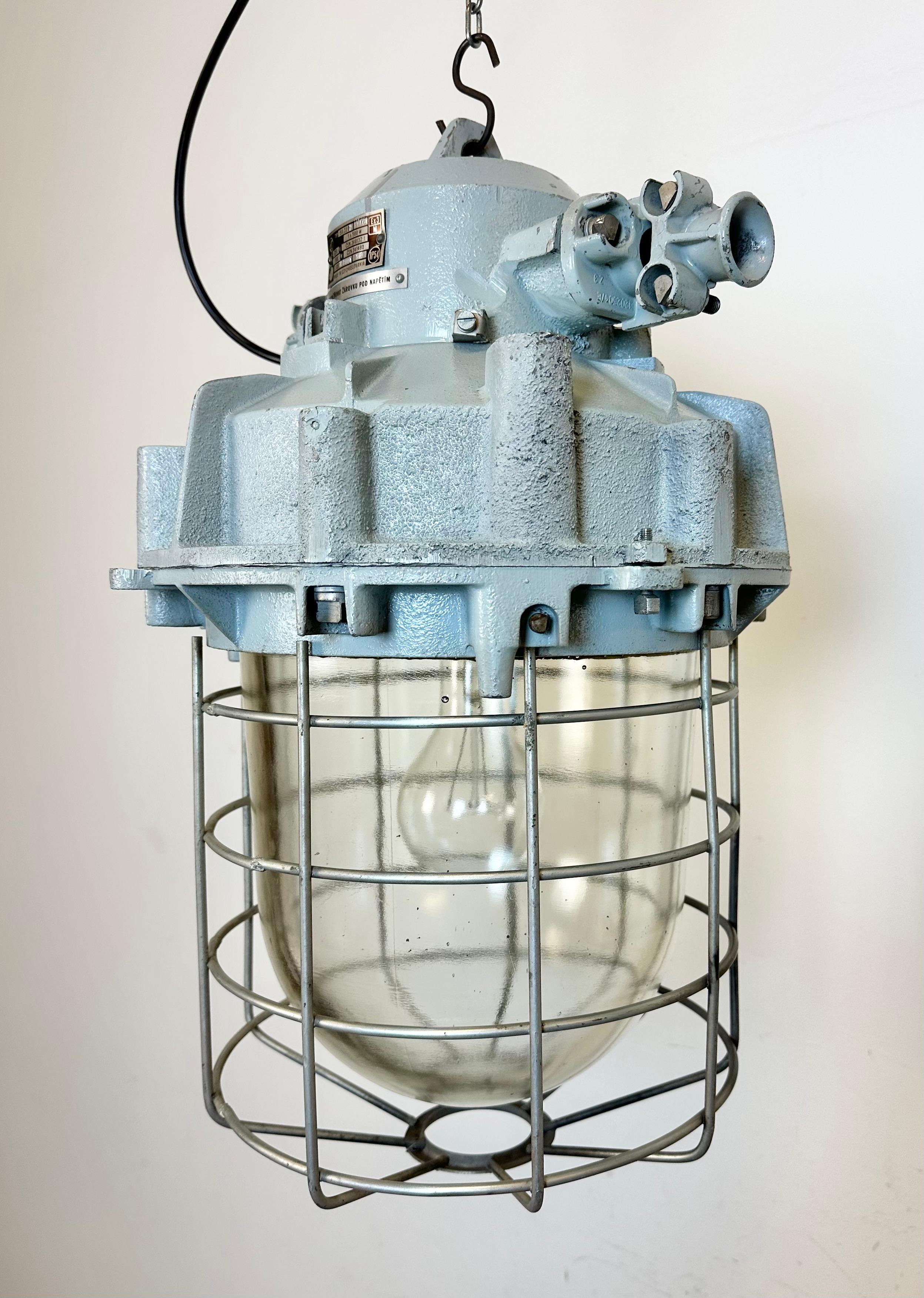 Large Grey Industrial Bunker  Light with Iron Cage from Elektrosvit, 1970s For Sale 3