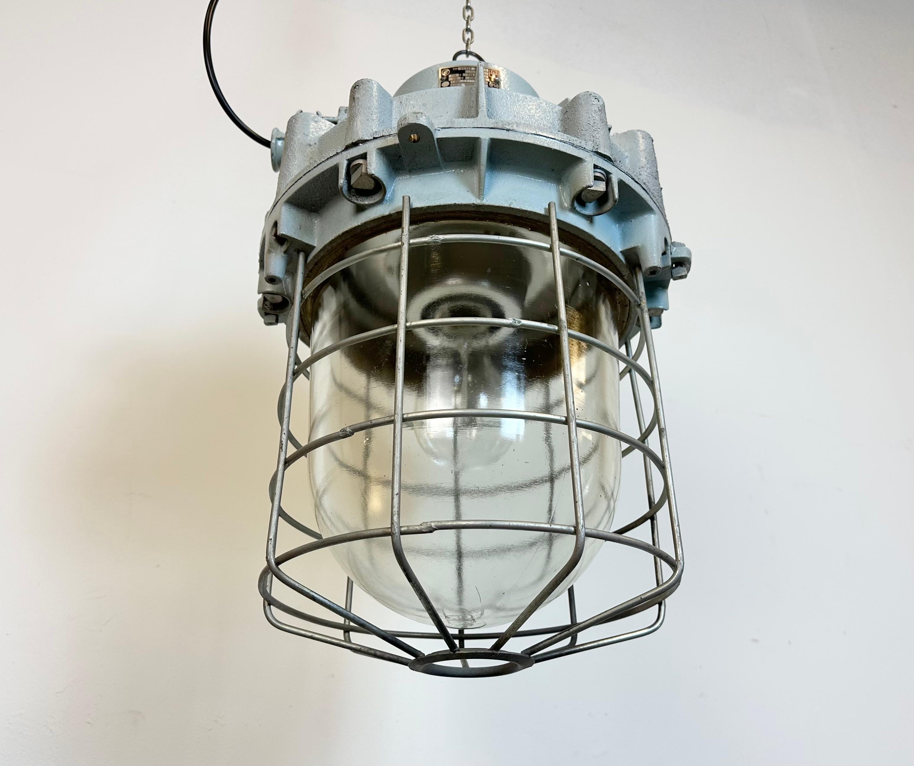 Large Grey Industrial Bunker  Light with Iron Cage from Elektrosvit, 1970s For Sale 6