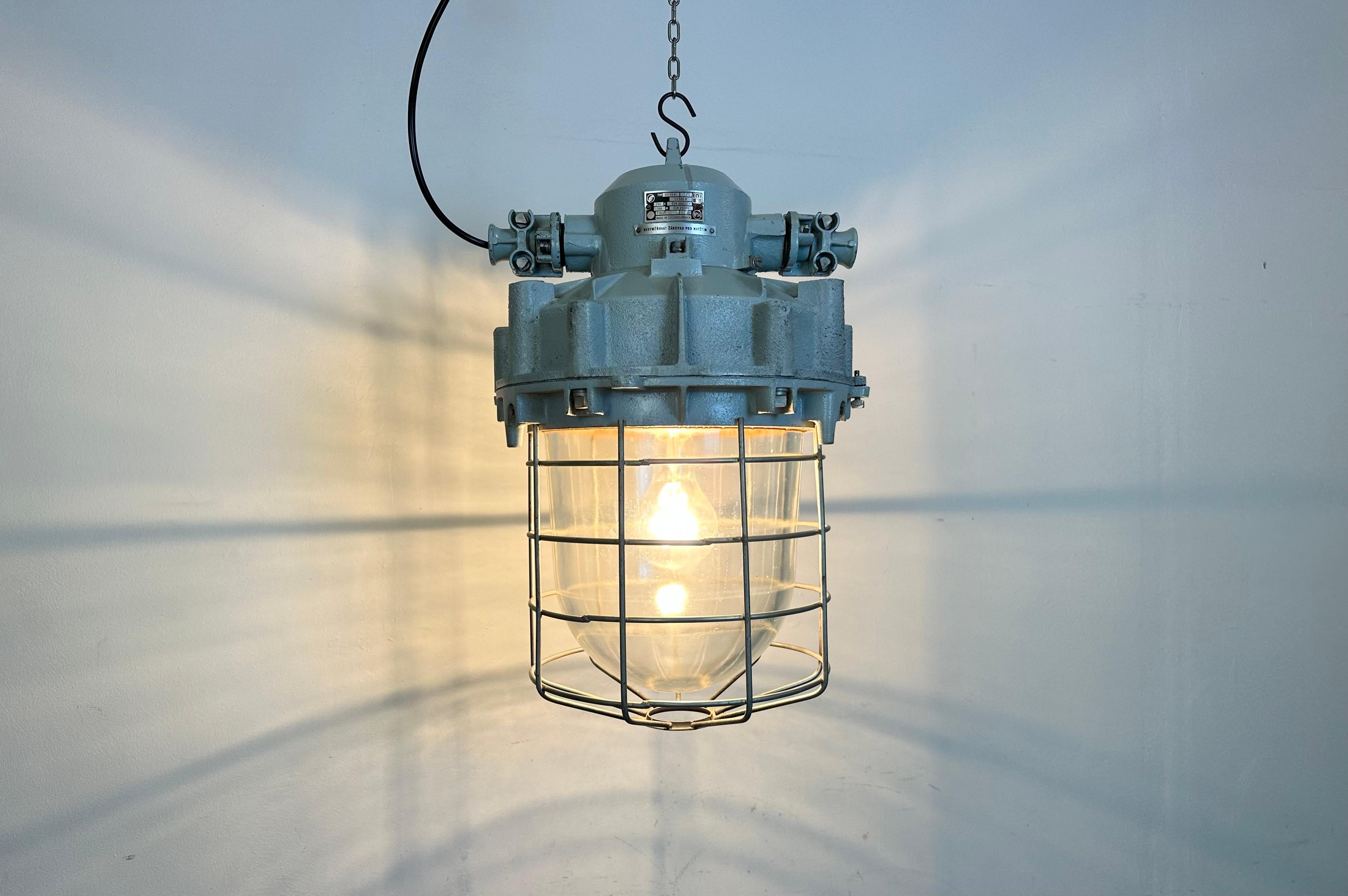 Large Grey Industrial Bunker  Light with Iron Cage from Elektrosvit, 1970s For Sale 7