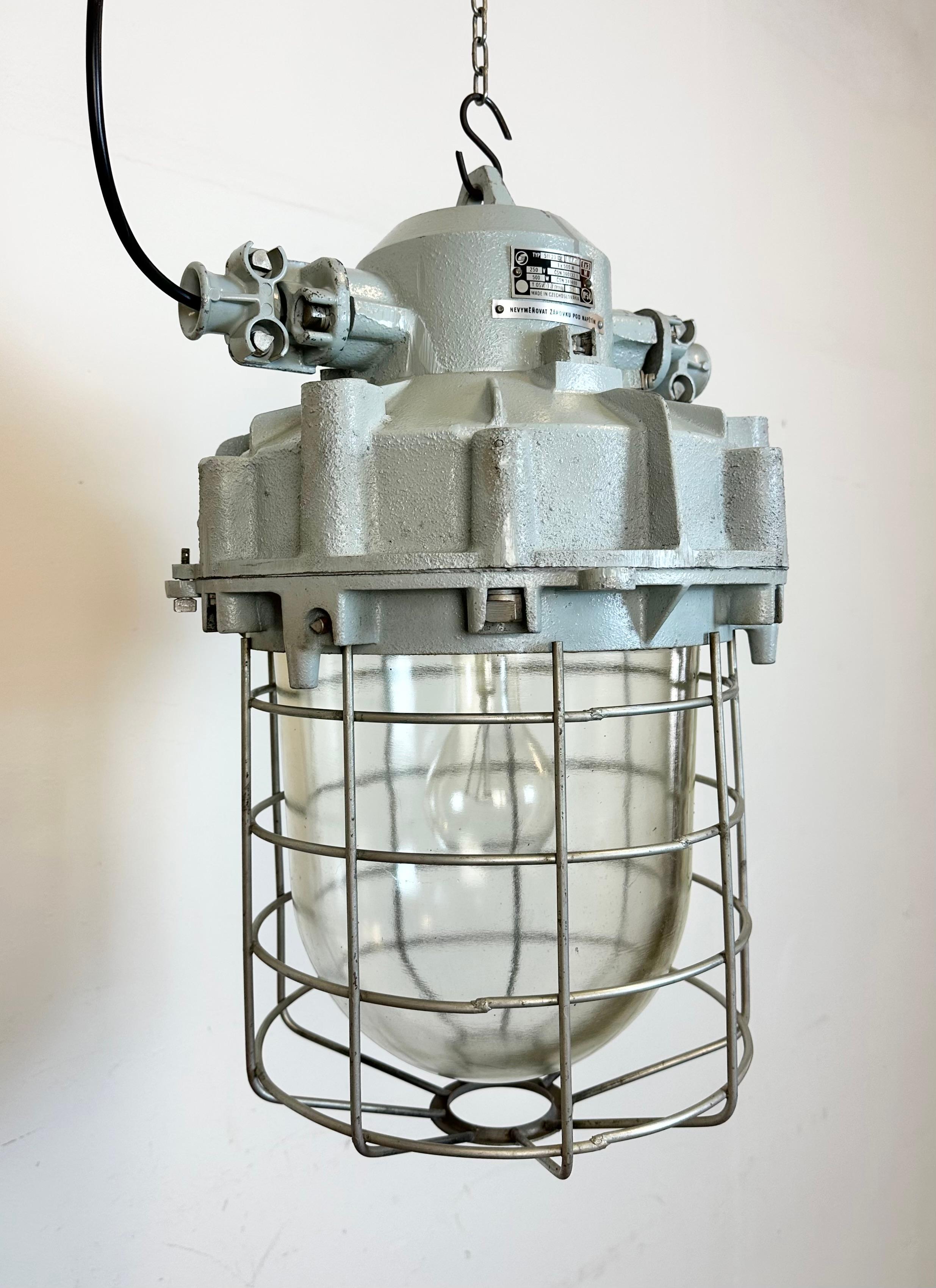 Large Grey Industrial Bunker  Light with Iron Cage from Elektrosvit, 1970s For Sale 1