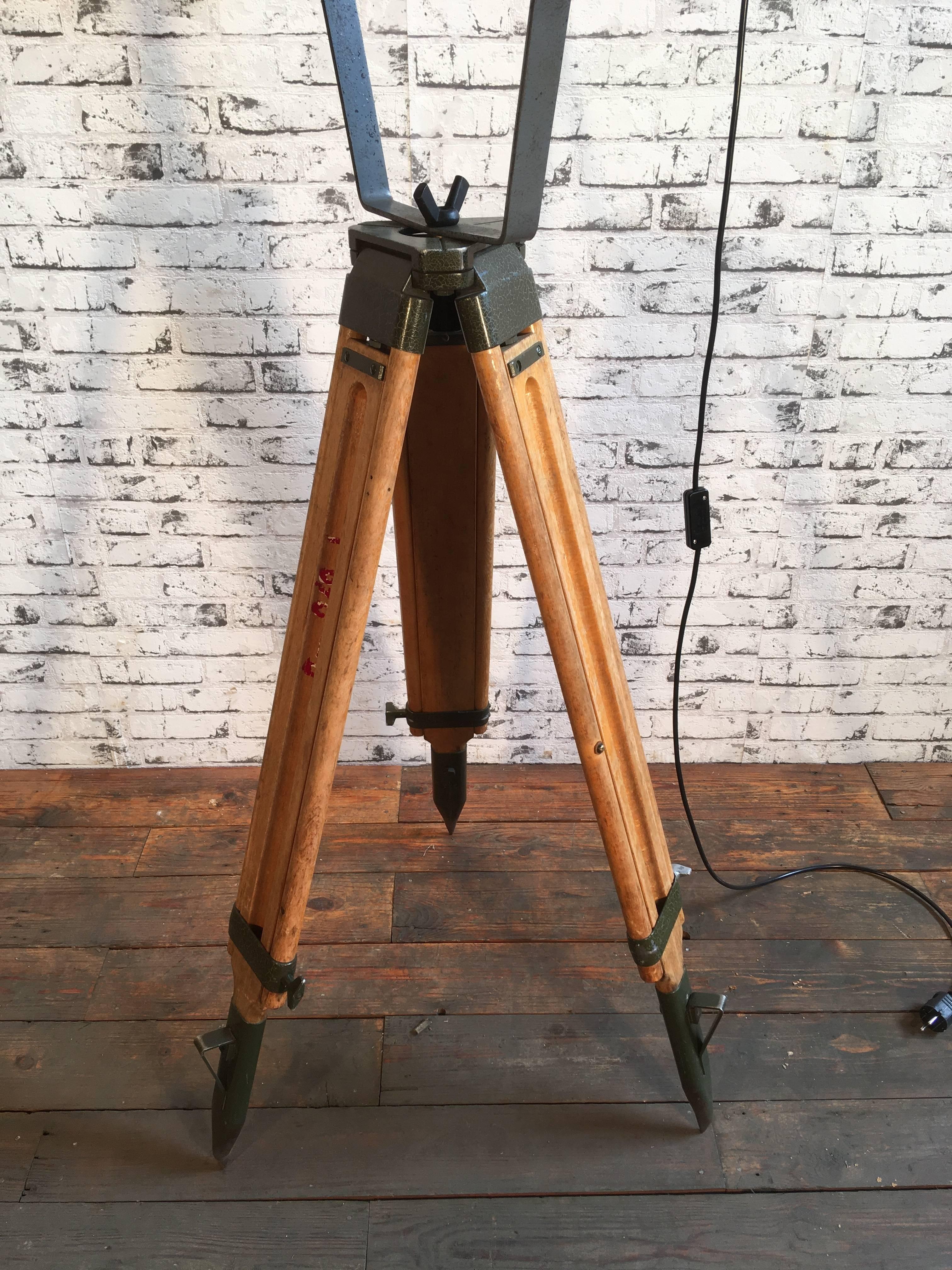 Metal Large Grey Industrial Spotlight on Wooden Tripod For Sale