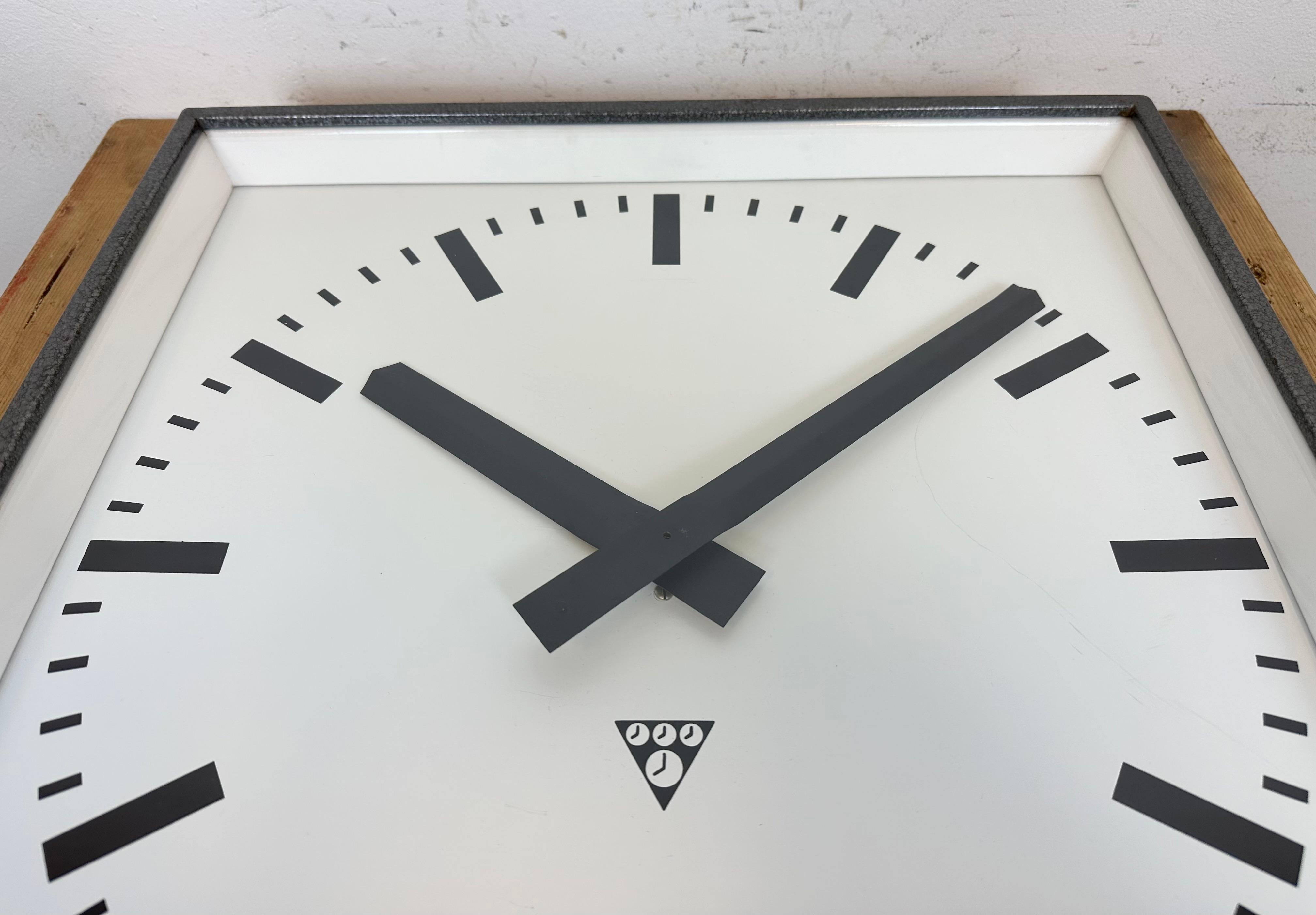Large Grey Industrial Square Wall Clock from Pragotron, 1970s For Sale 4