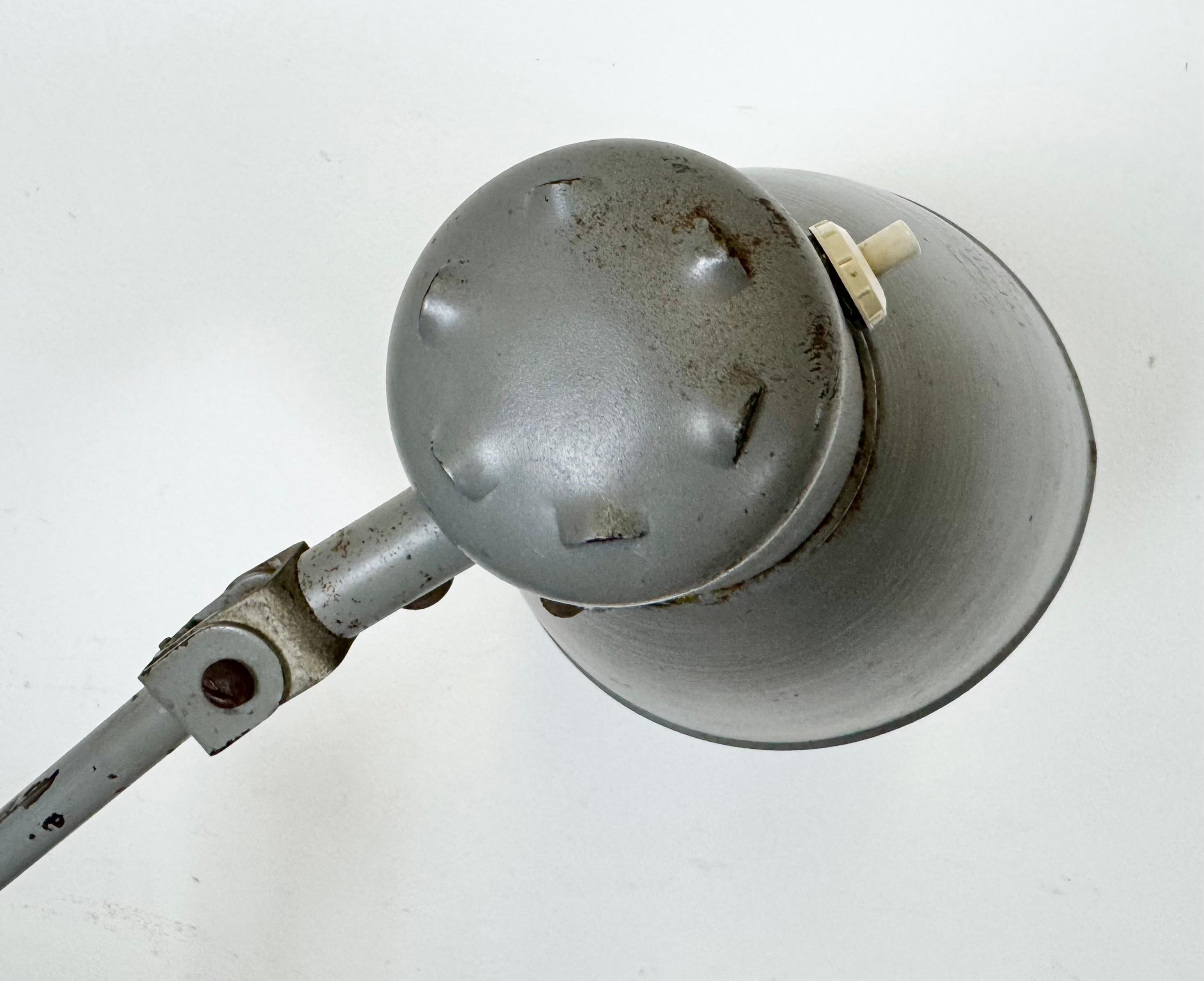 Large Grey Industrial Workshop Table Lamp, 1960s For Sale 12