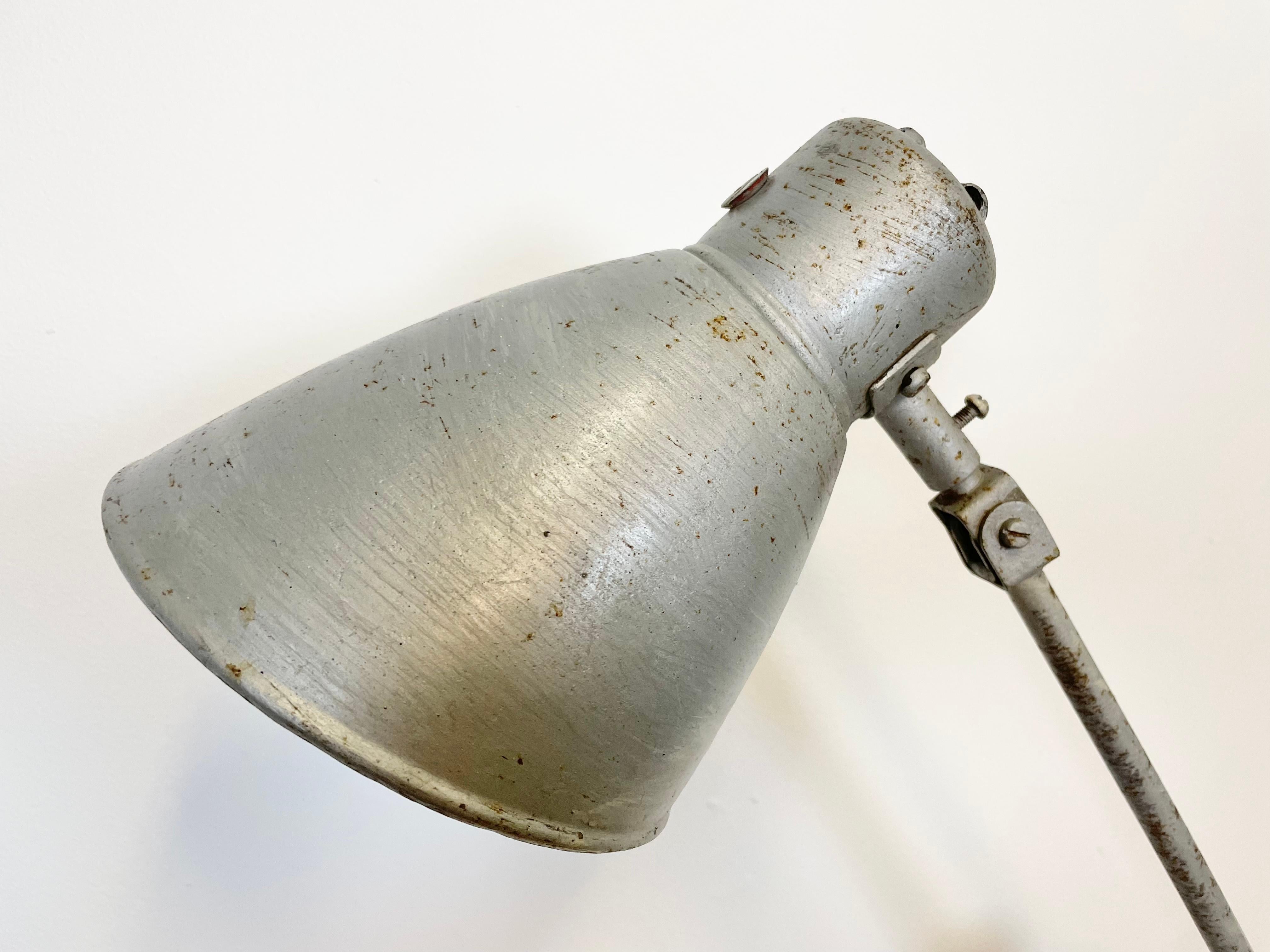 Large Grey Industrial Workshop Table Lamp, 1960s In Good Condition For Sale In Kojetice, CZ