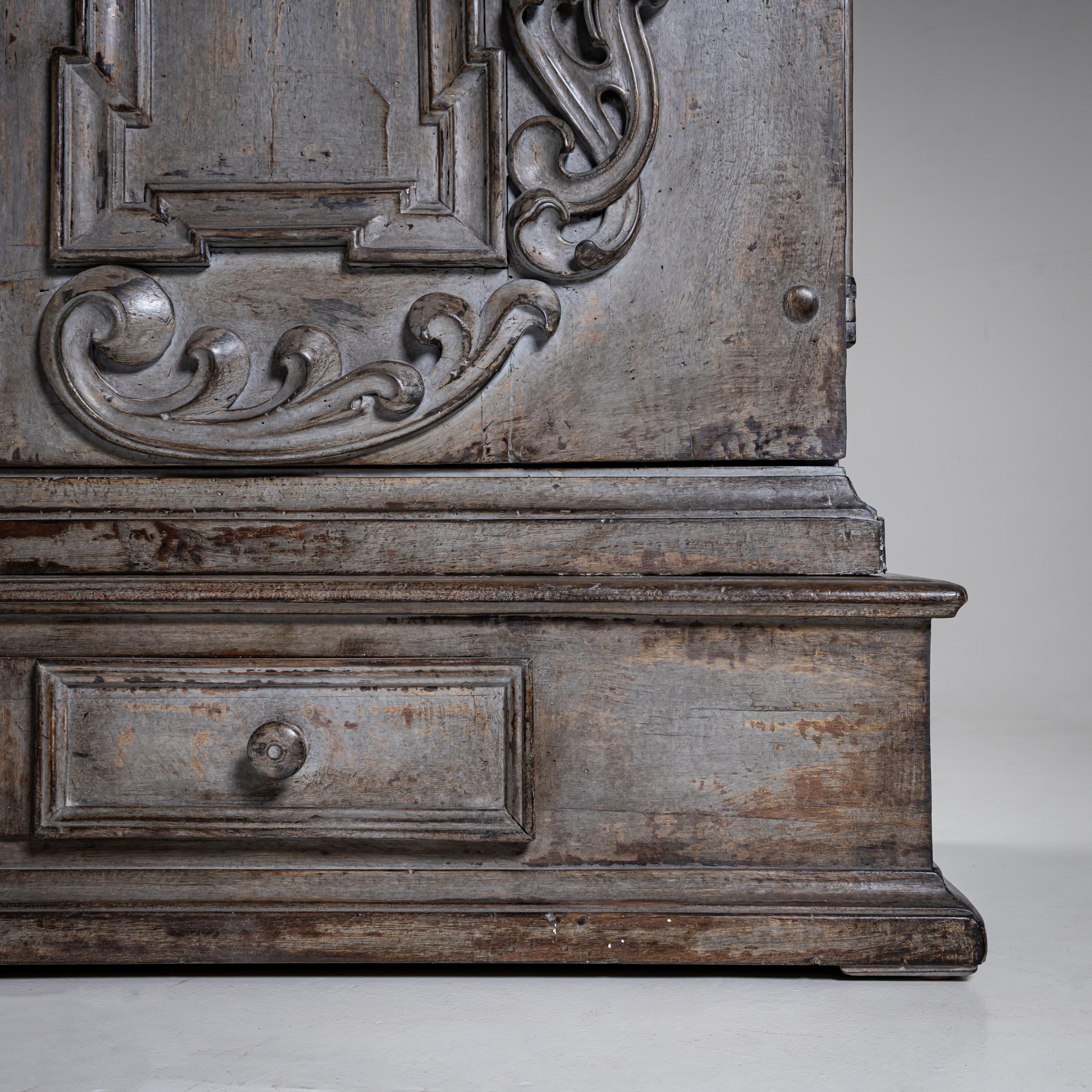 Hand-Carved Large grey Sideboard, 18th Century