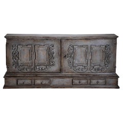 Grand buffet gris, 18ème siècle