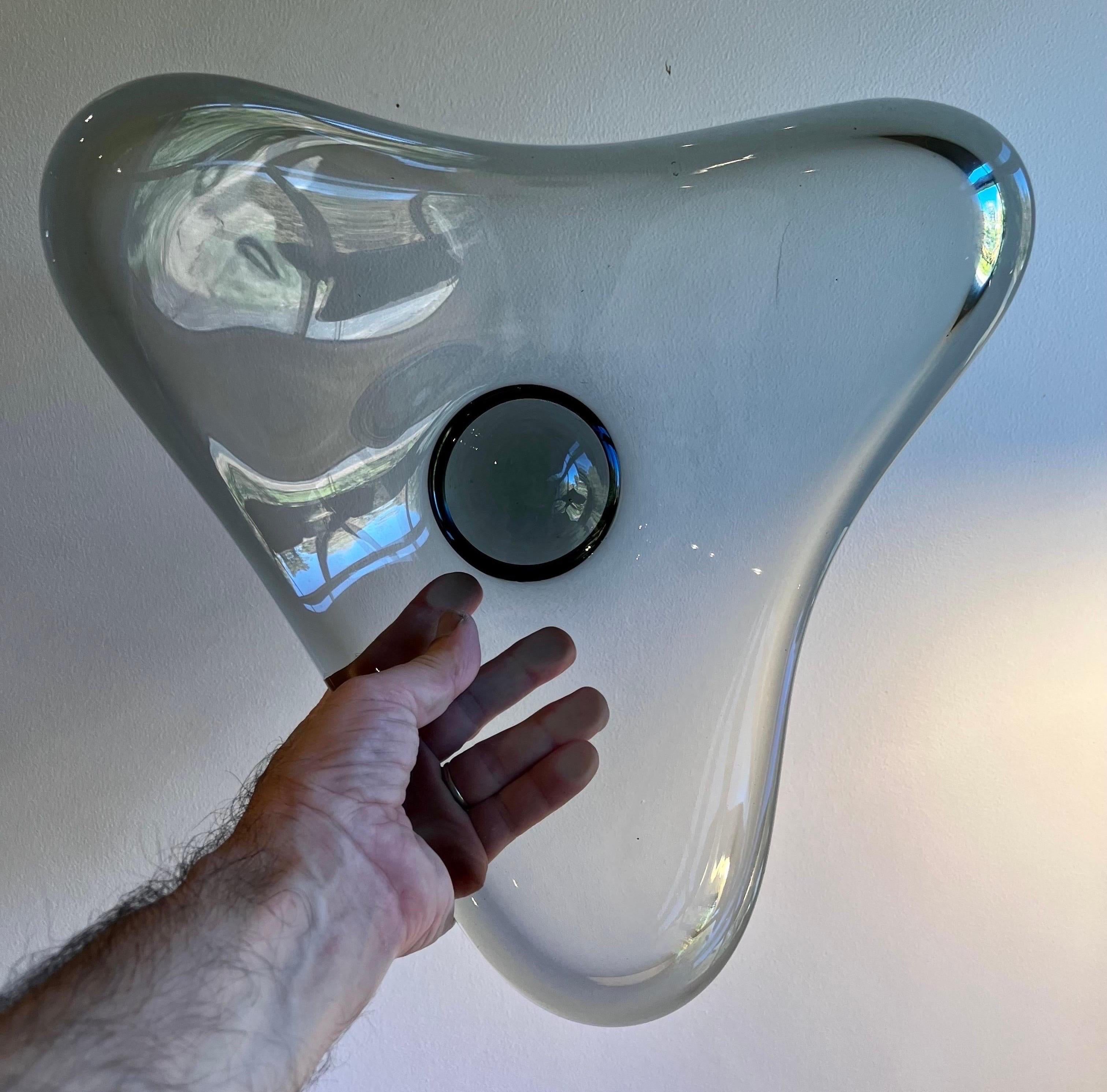 Mid-Century Modern Grand bol en verre fumé gris par Per Lütken pour Holmegaard, Danemark, années 1960 en vente