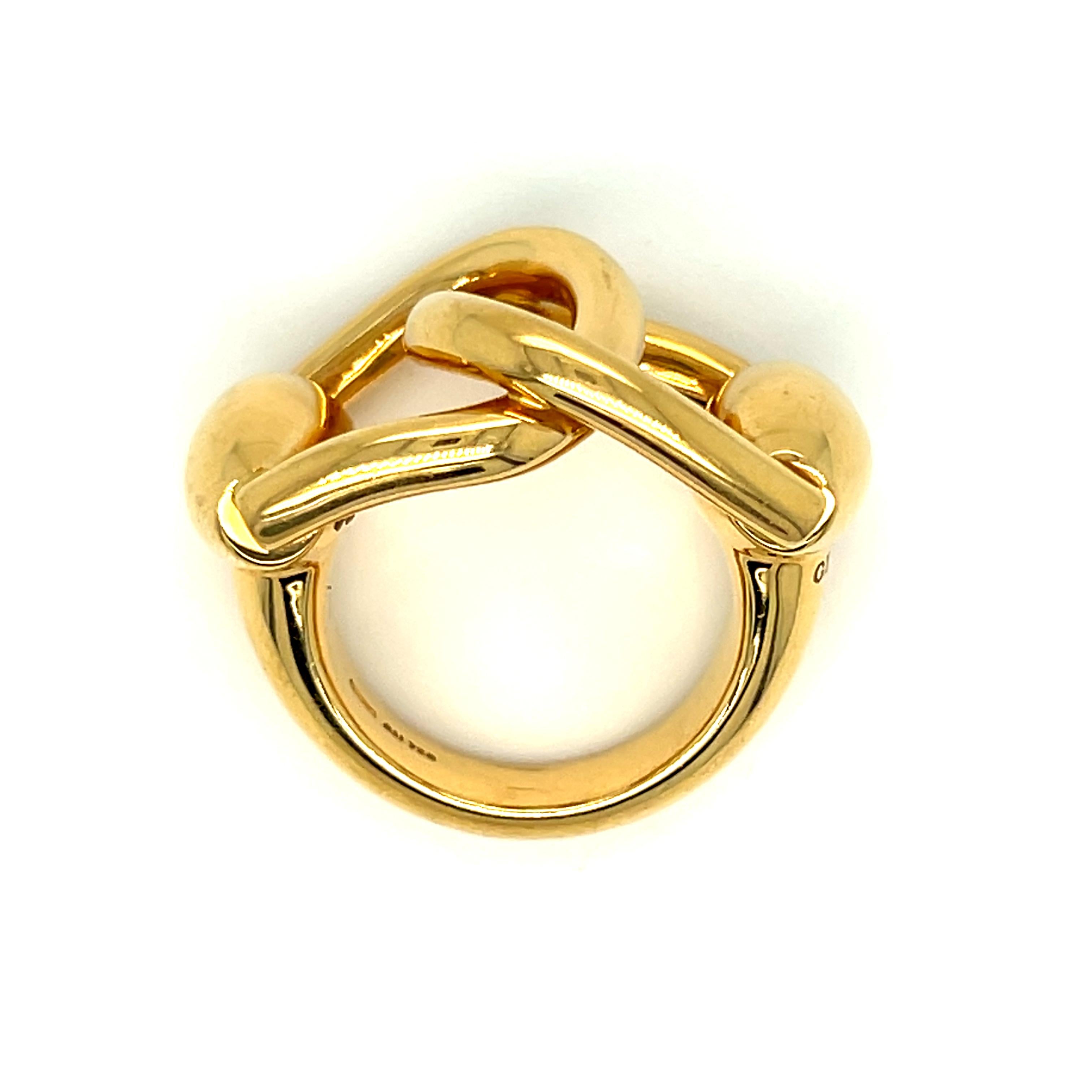 Large GUCCI Vintage Horsebit 18K Yellow Gold Ring. In Good Condition In San Francisco, CA