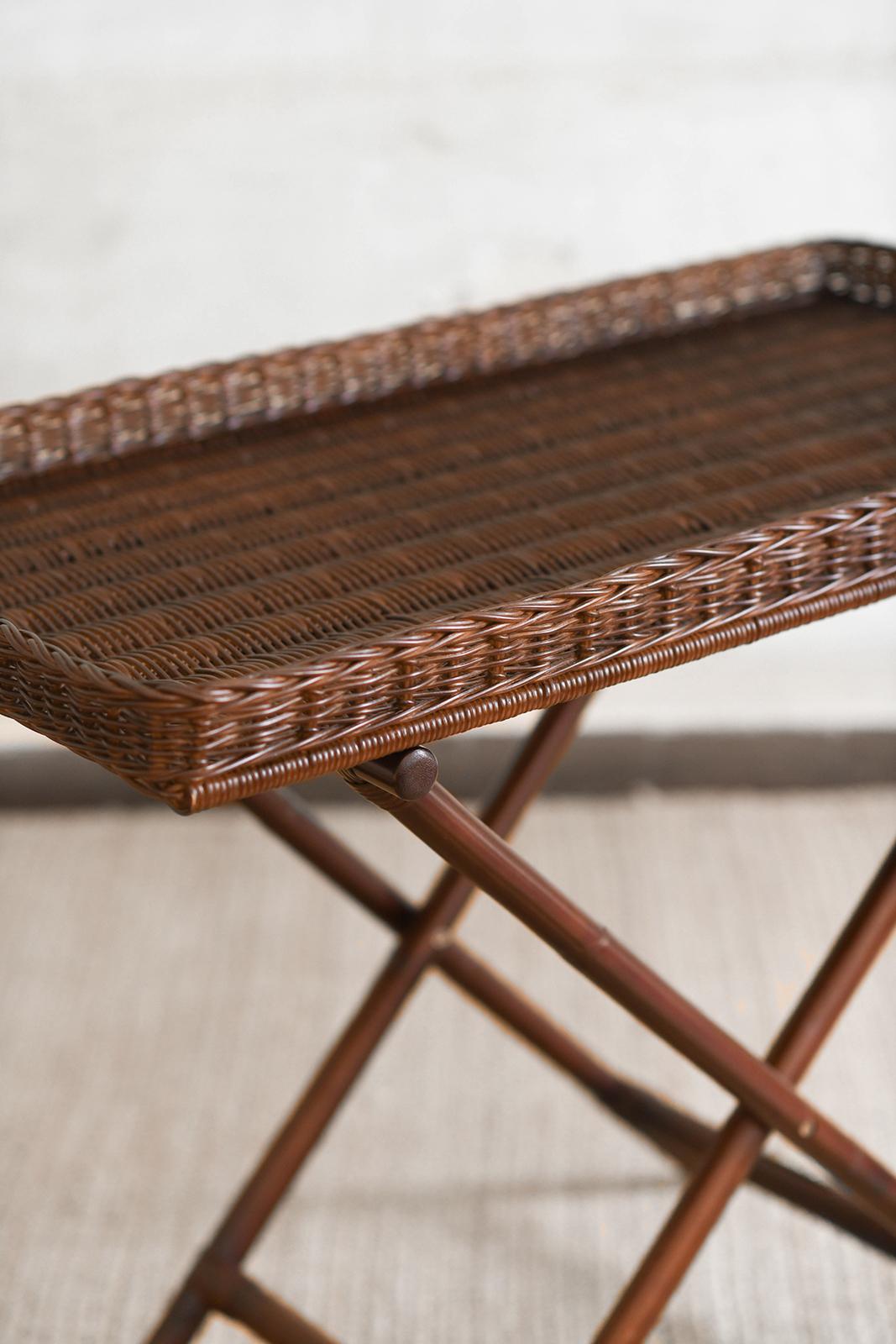 Gueridon grande in rattan color nocciola - Edizioni Molto In condizioni Nuovo in vendita a Roma, RM