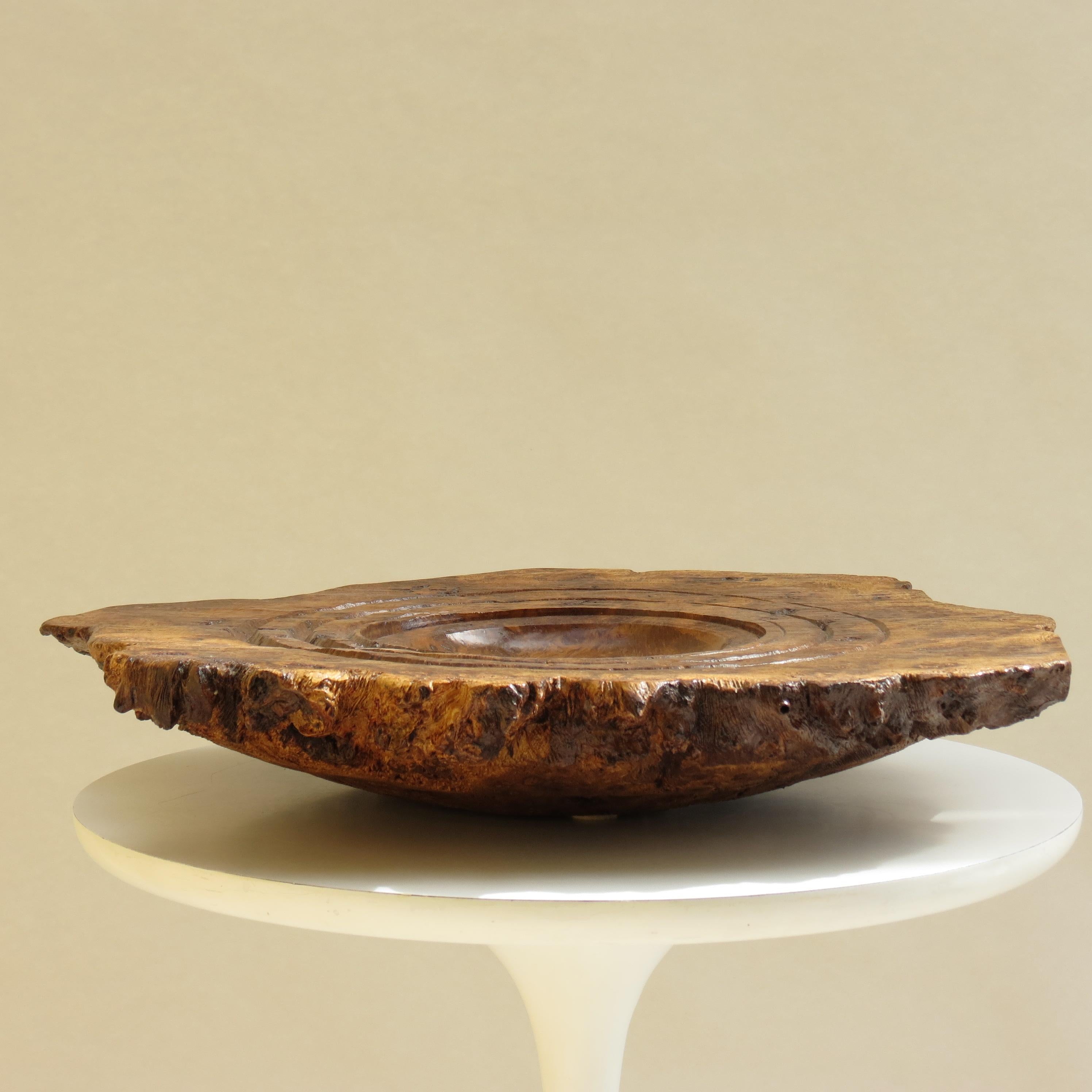 Large Gum Wood Hand Turned Bowl by Mike Scott 'Chai', 1980s 2