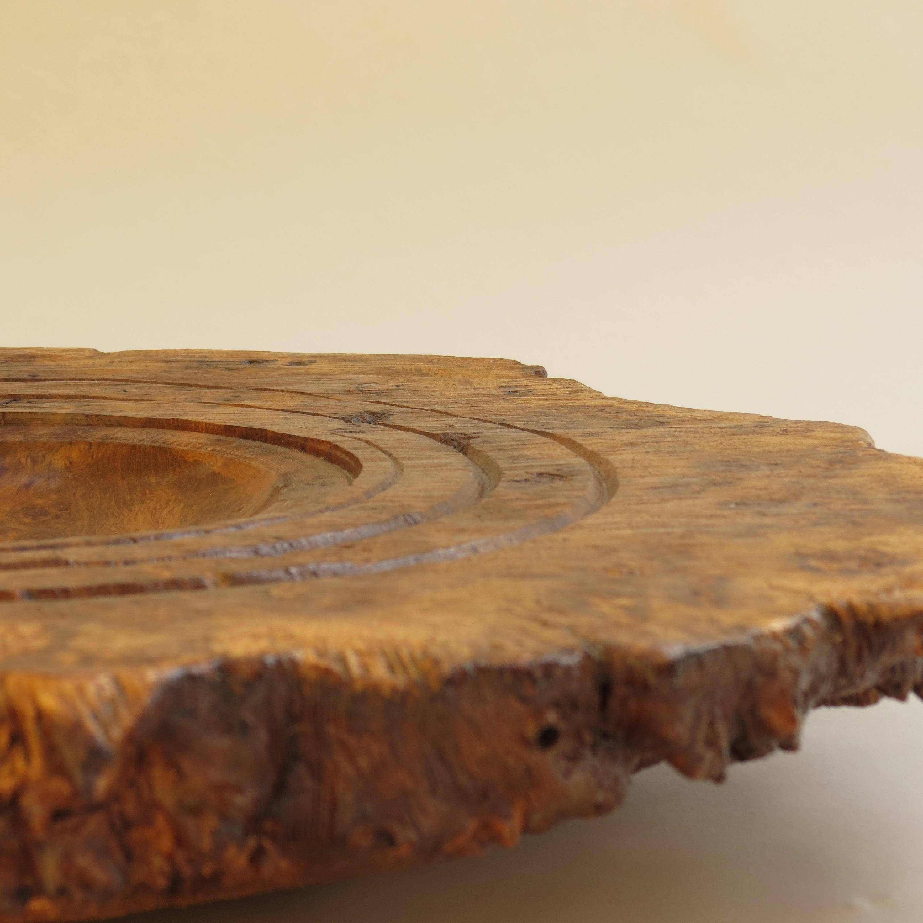 Large Gum Wood Hand Turned Bowl by Mike Scott 'Chai', 1980s In Good Condition In Stow on the Wold, GB