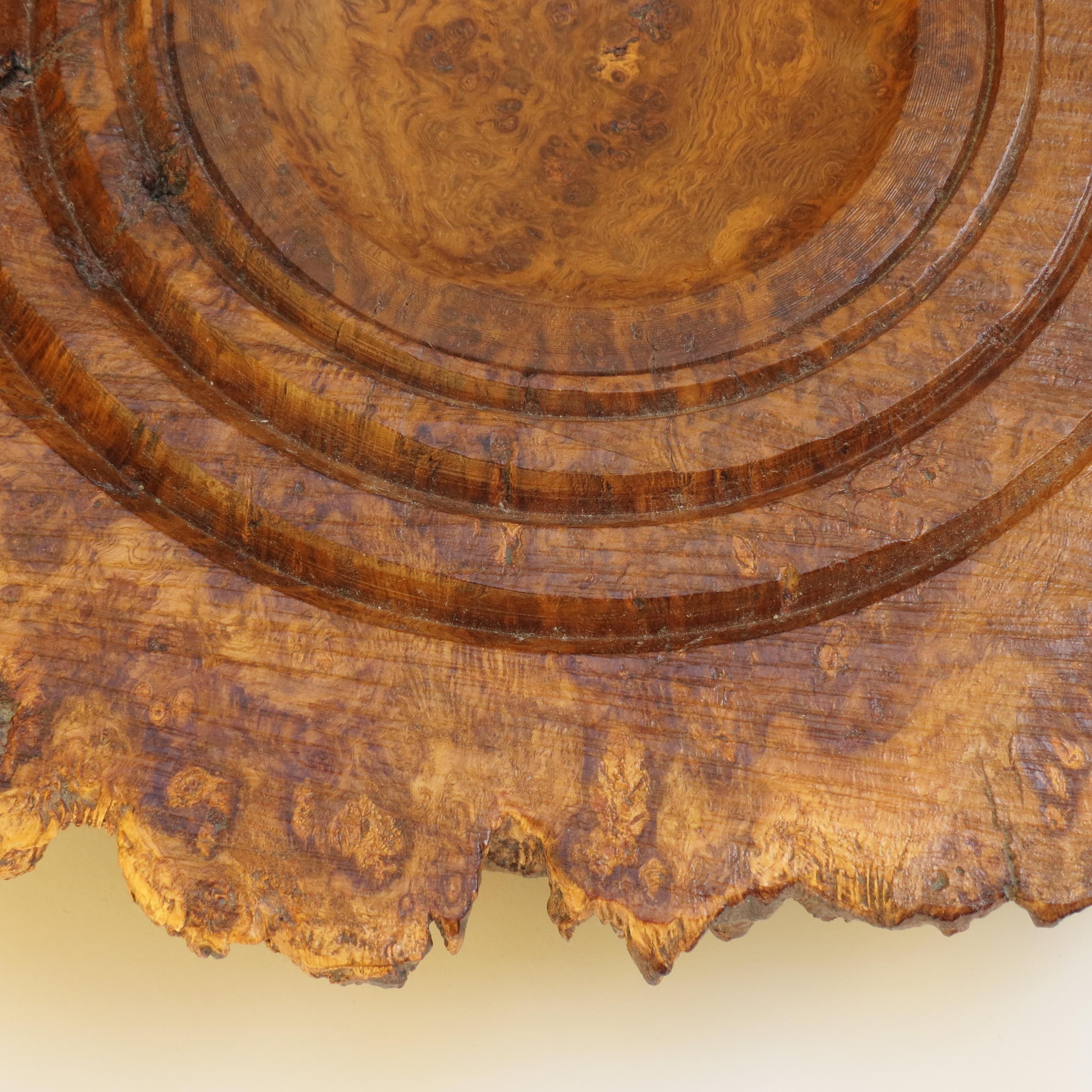 20th Century Large Gum Wood Hand Turned Bowl by Mike Scott 'Chai', 1980s