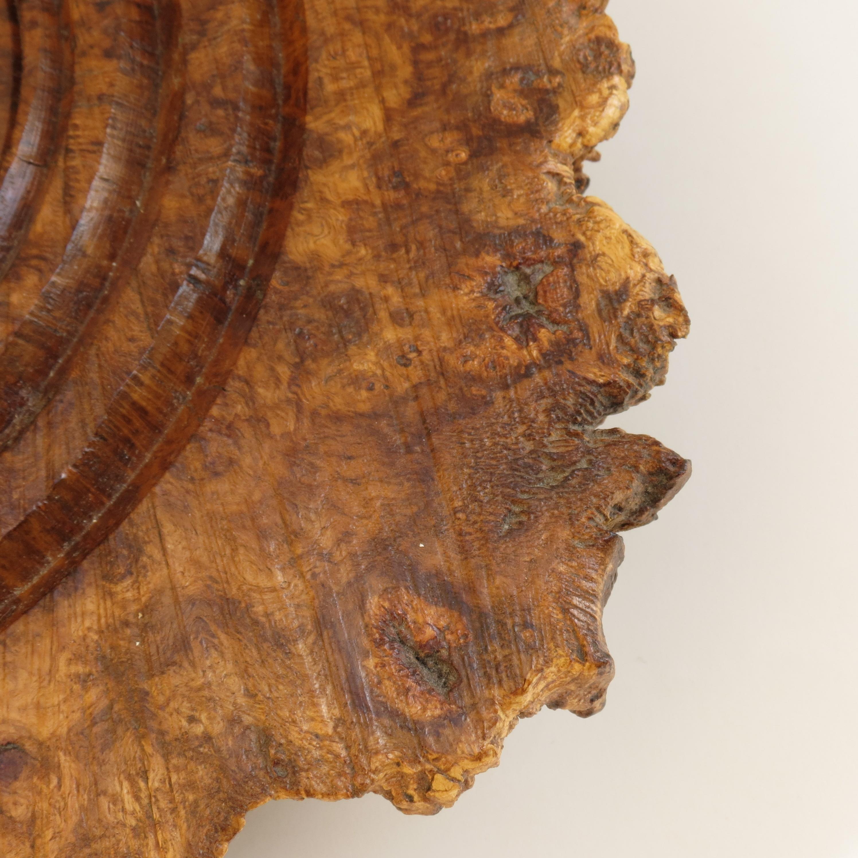 Large Gum Wood Hand Turned Bowl by Mike Scott 'Chai', 1980s 1
