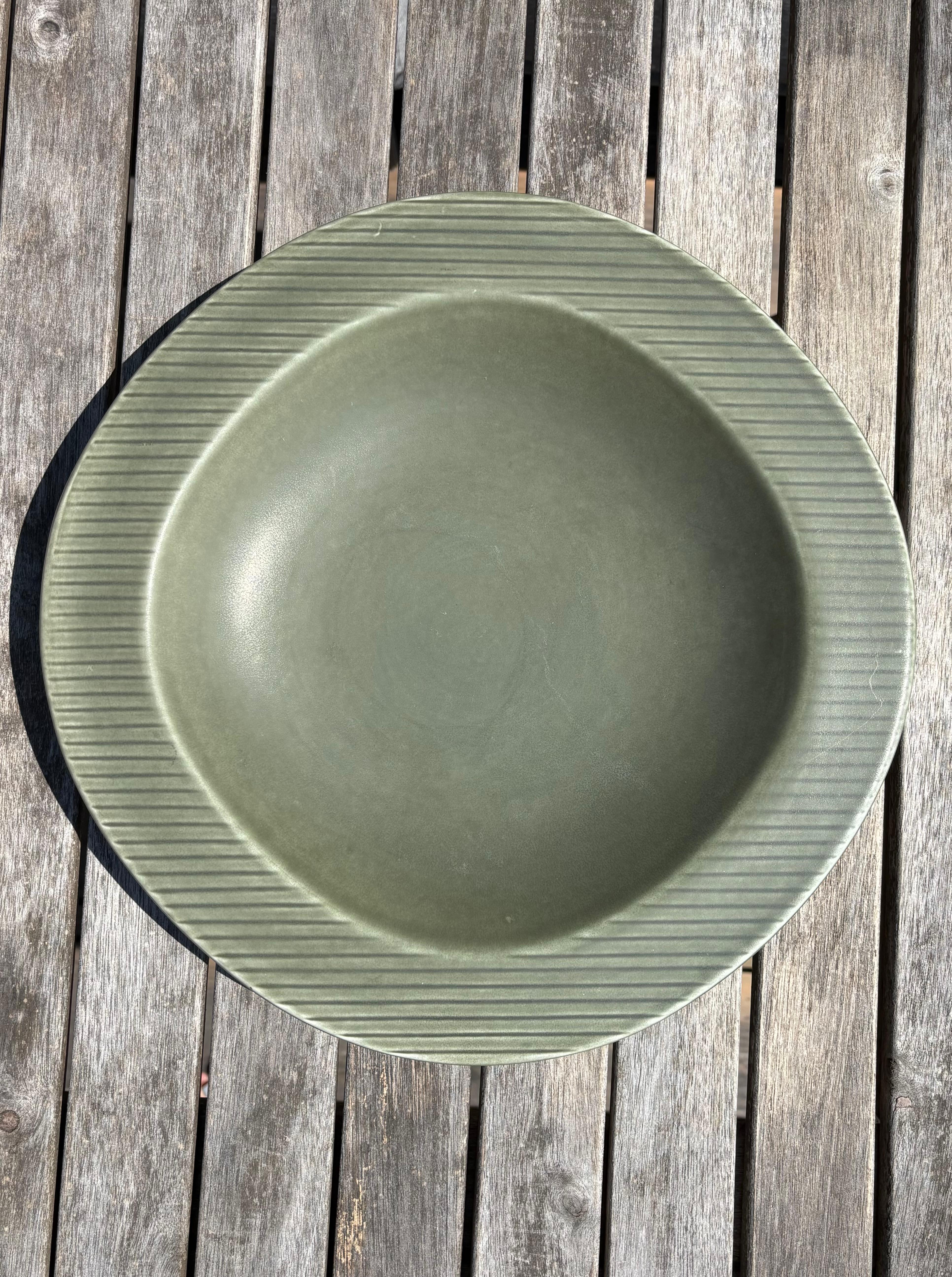 Large Gunnar Nylund Sage Green Stoneware Plate, Sweden, 1960s For Sale 3