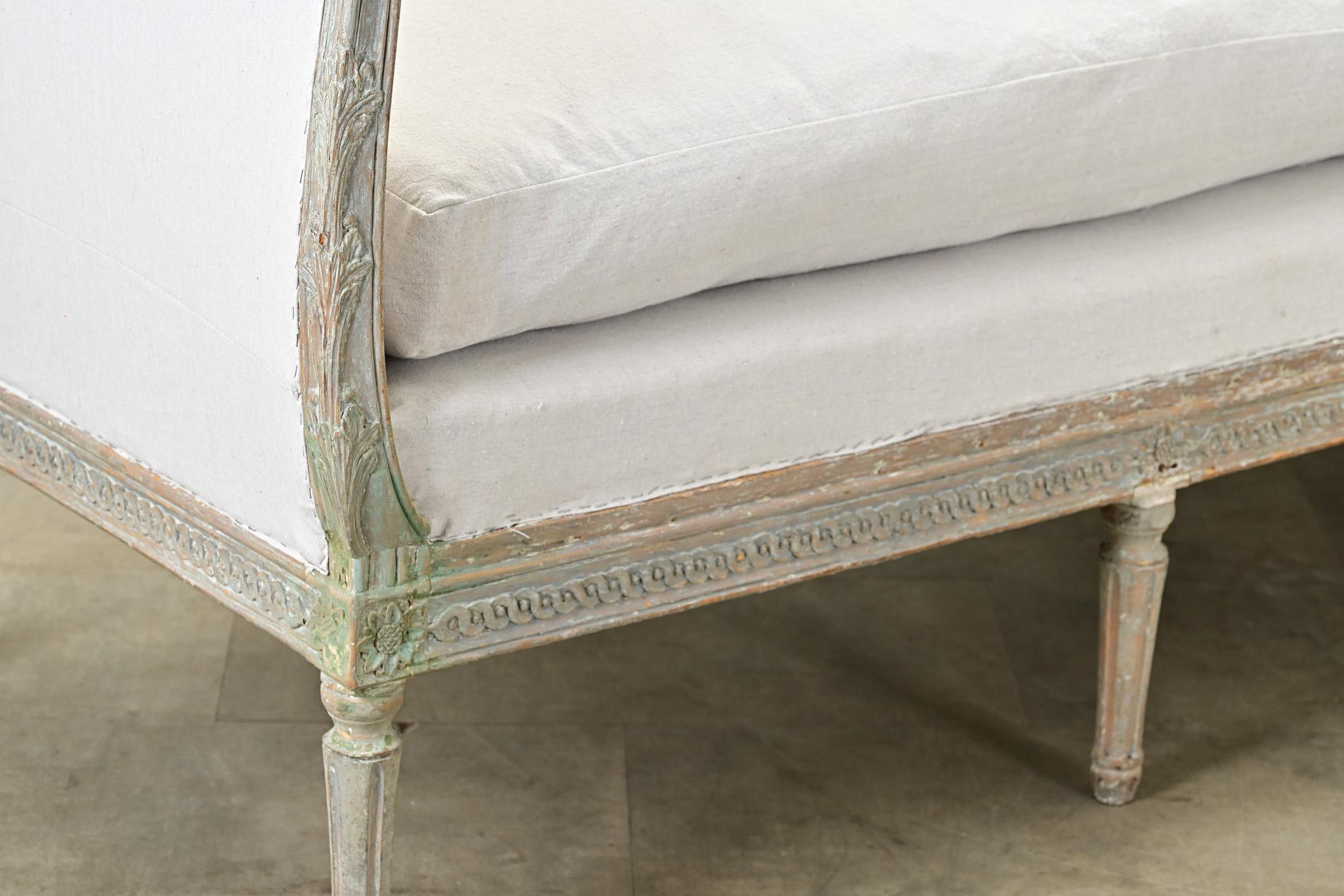 Large Gustavian 18th Century Painted Daybed en venta 7