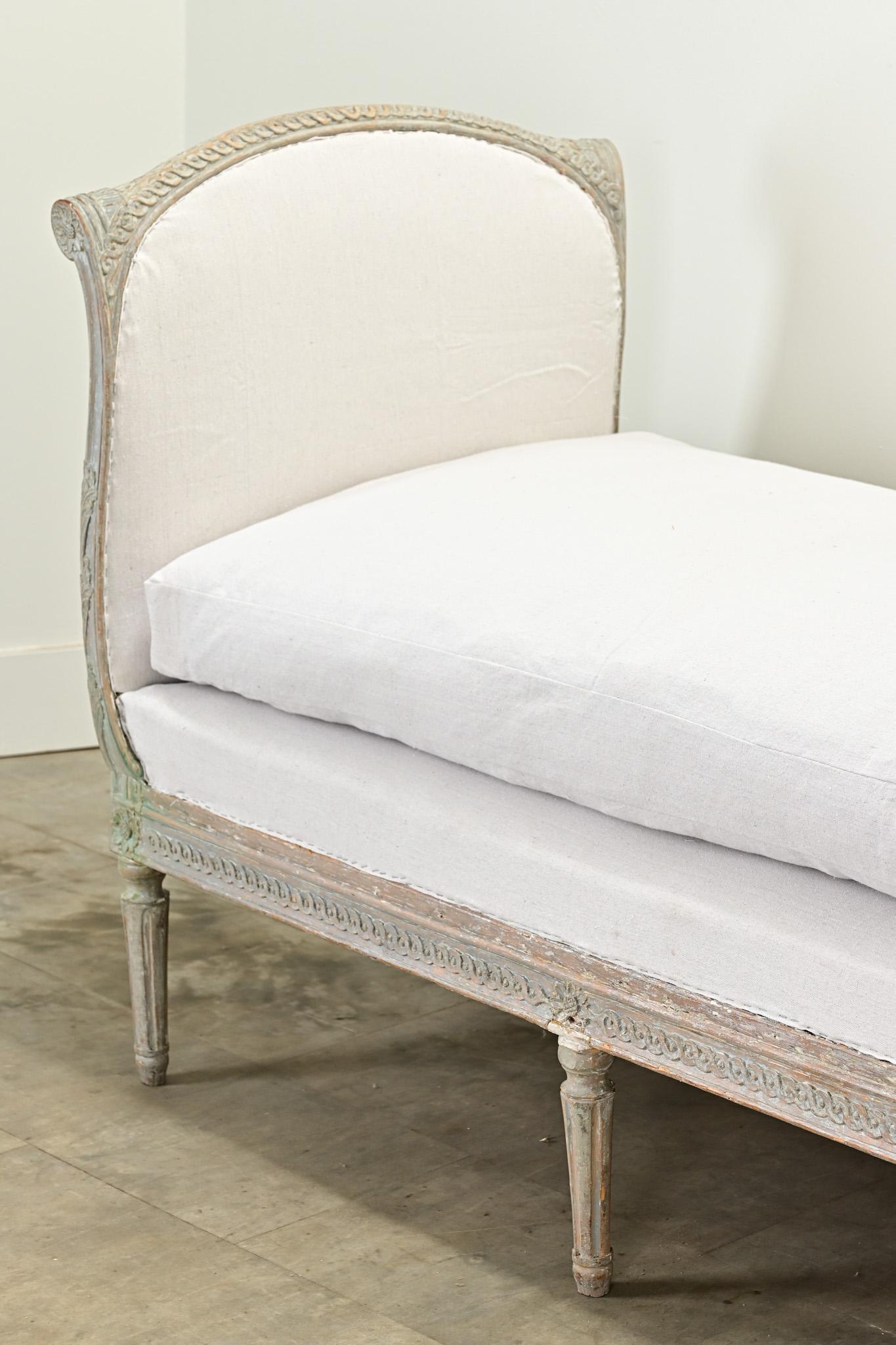 Large Gustavian 18th Century Painted Daybed en venta 1