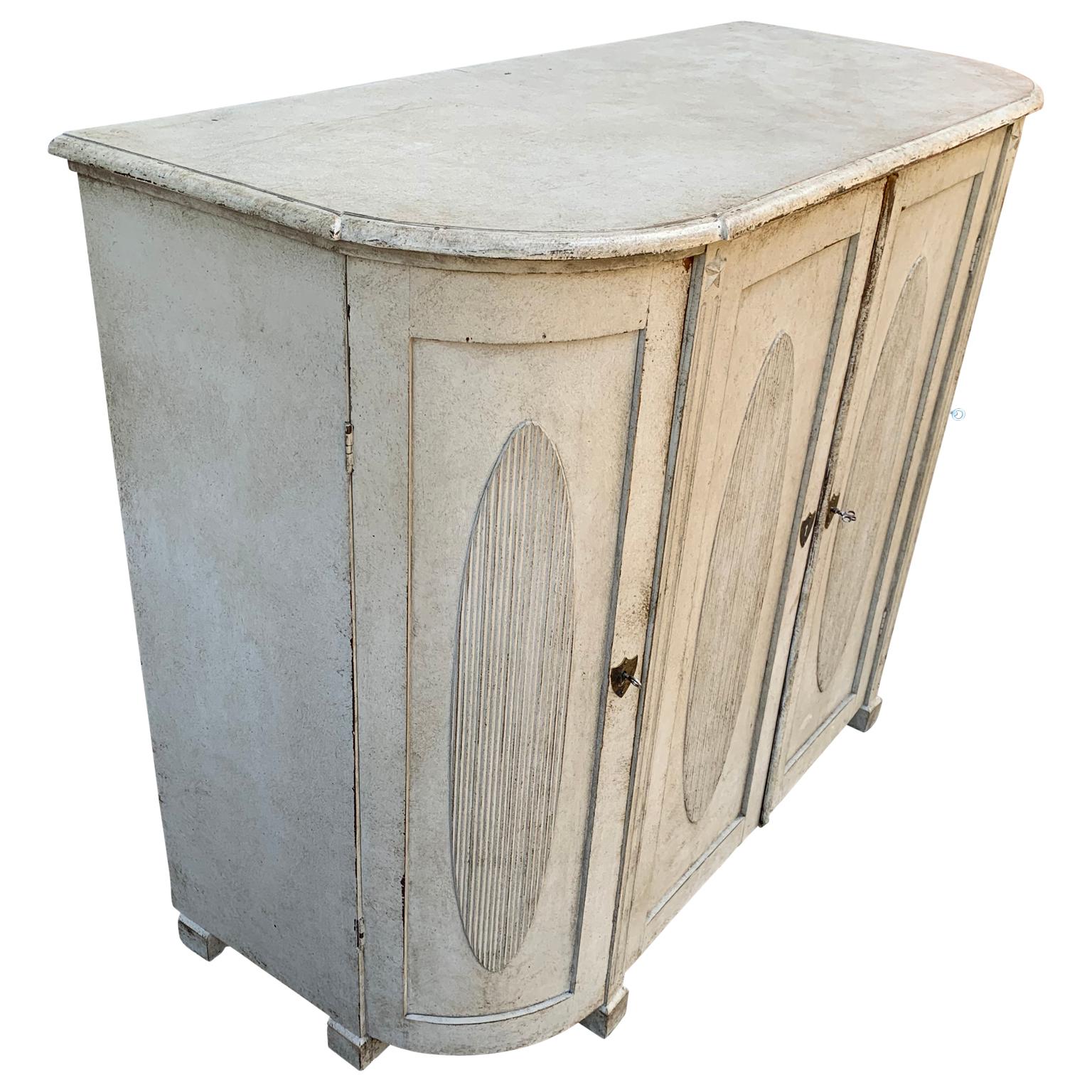 Large Gray Painted Gustavian Carved Wood Sideboard Buffet In Good Condition In Haddonfield, NJ