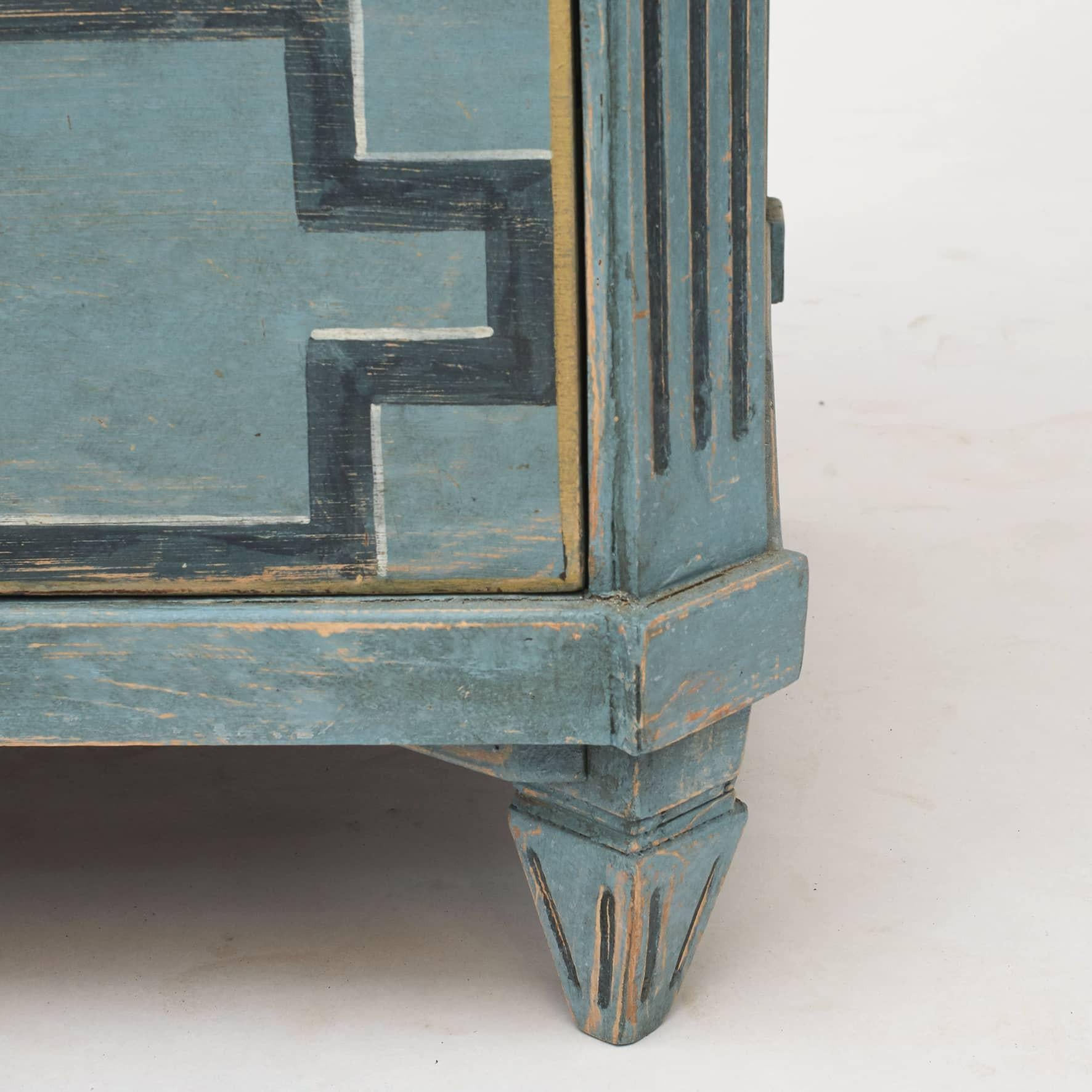 Large Gustavian Style Chest of Drawers in Blue Shades 4
