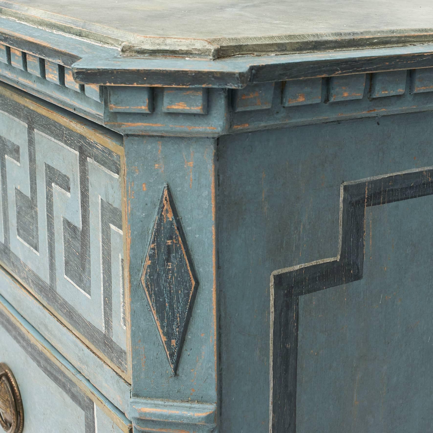 Large Gustavian Style Chest of Drawers in Blue Shades 2