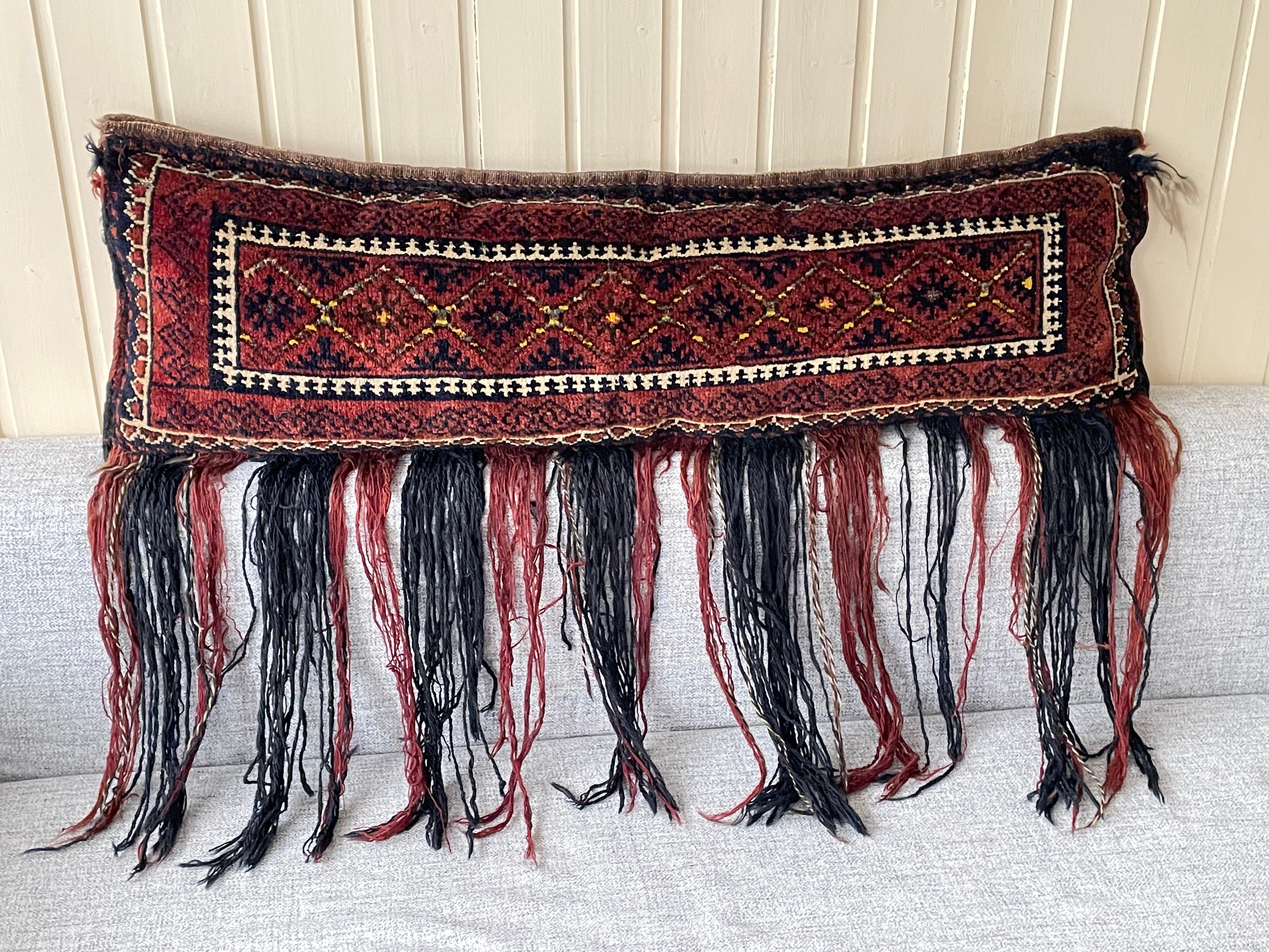 Grand coussin brodé de tapis Gypsy Oriental Salt Bag ou sac à sel Bon état - En vente à Nuernberg, DE