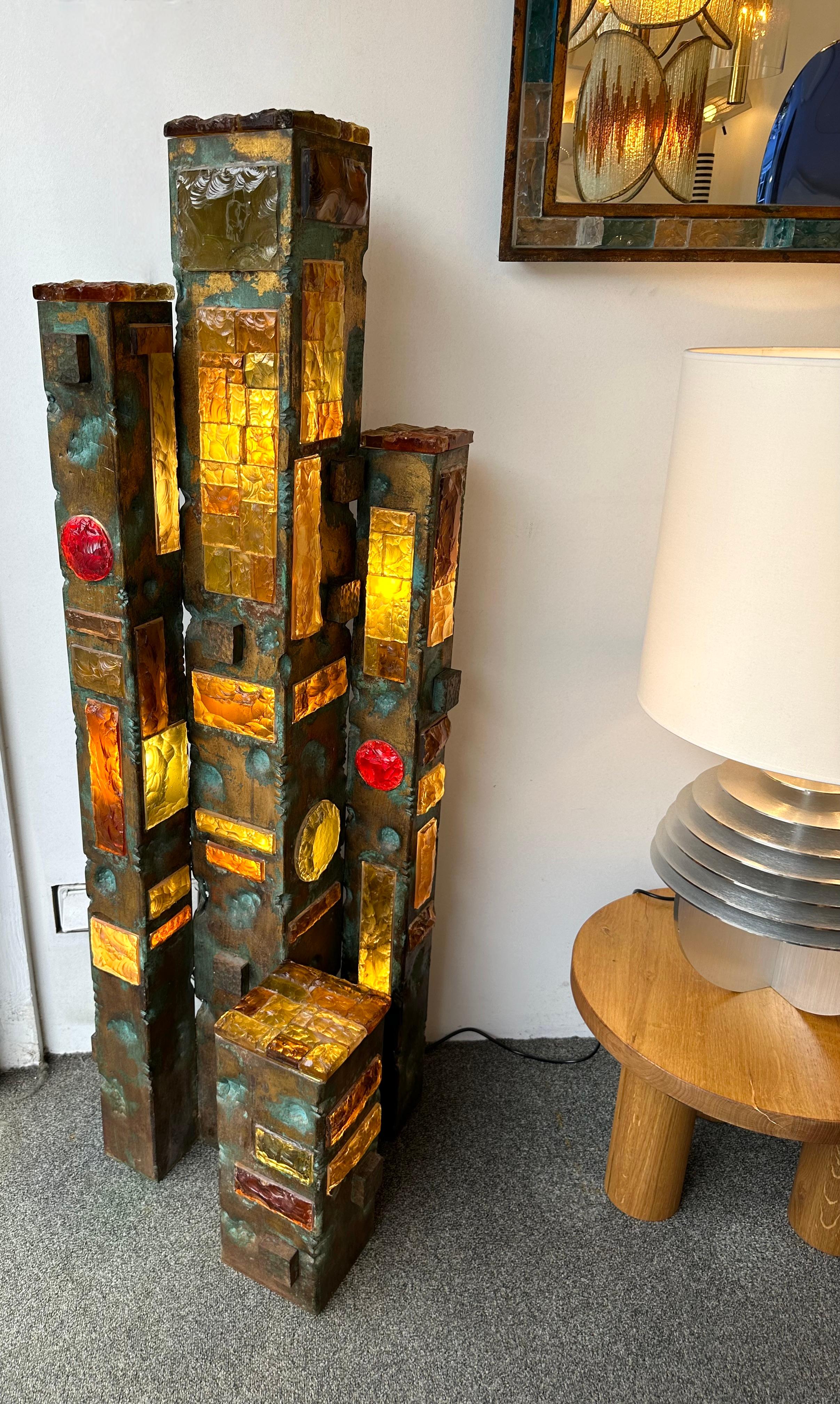 Brutalist Large Hammered Glass Gilt Wrought Iron Floor Lamp by Longobard, Italy 1970s