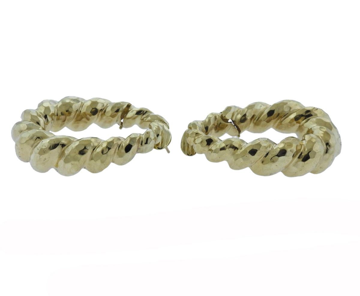 Large Hammered Gold Twist Hoop Earrings In Excellent Condition In Lambertville, NJ