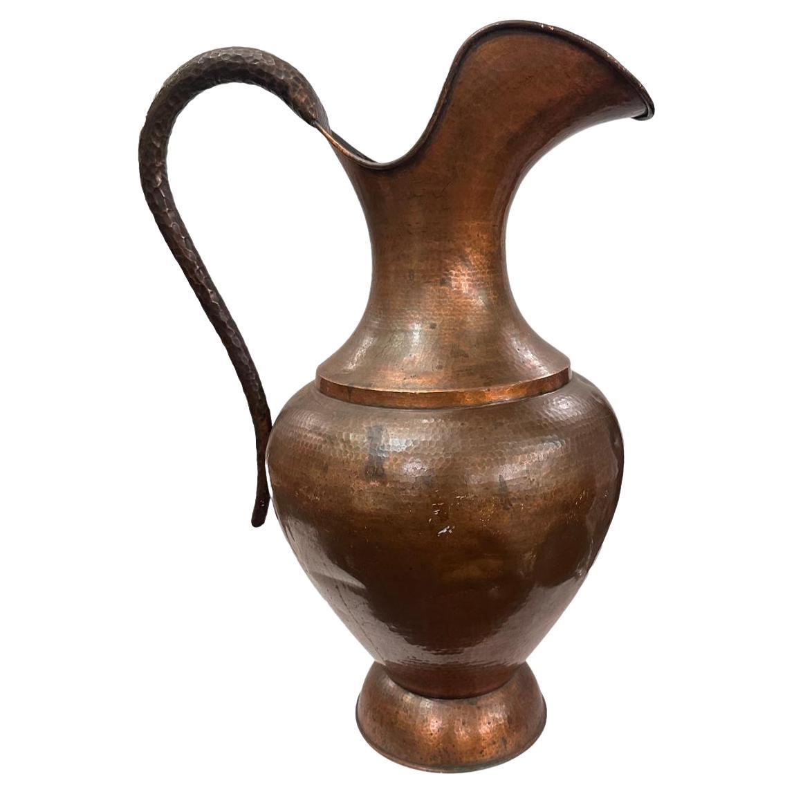 Large Hammered Italian Jug in vendita