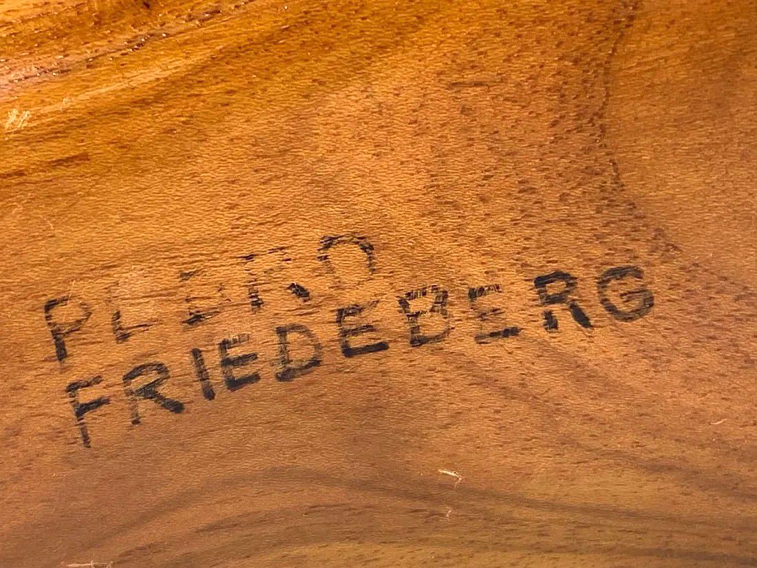 Grande scultura di mani e piedi di Pedro Friedeberg in vendita 13