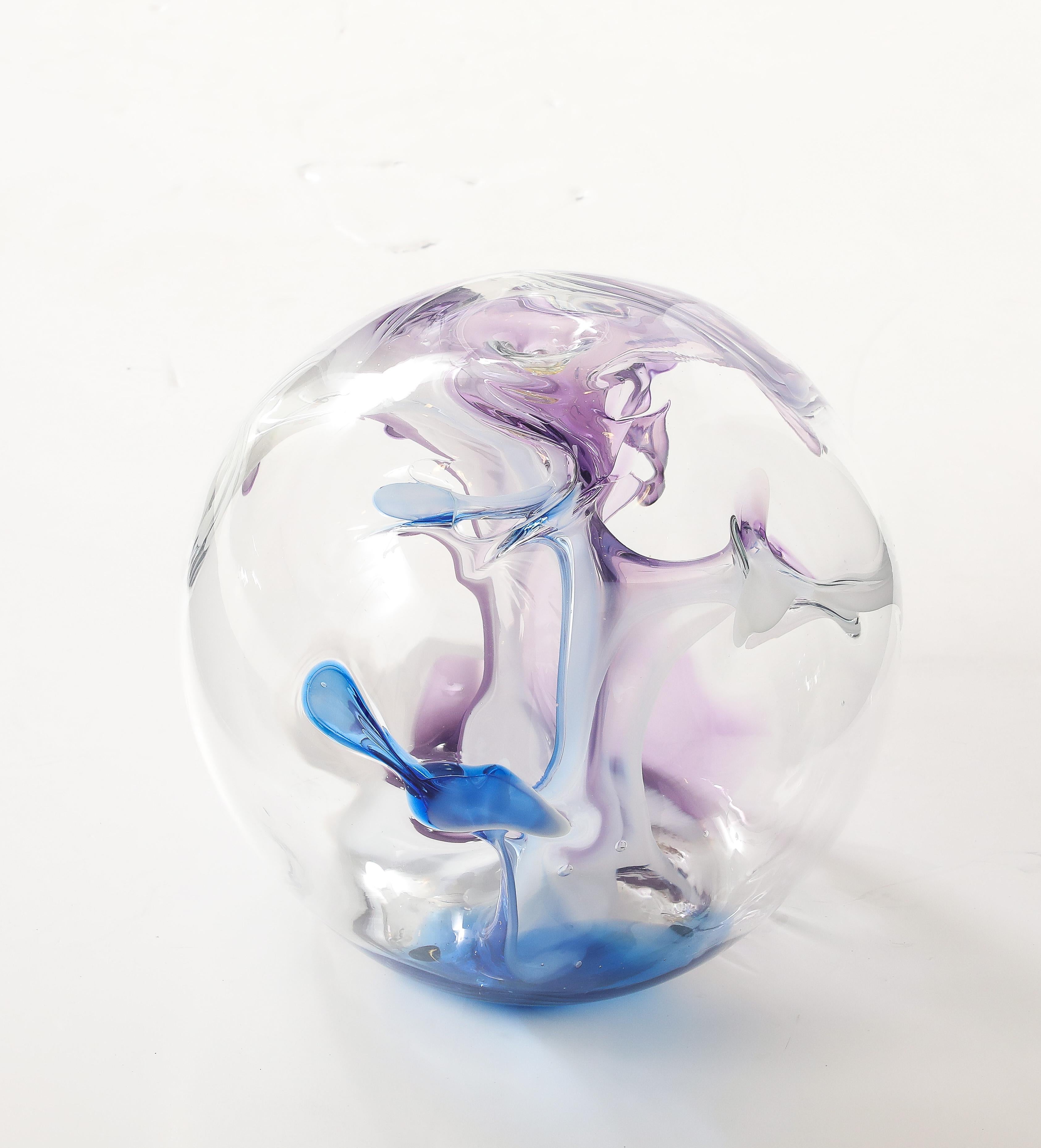 Large Hand Blown Glass Orb Sculpture by Peter Bramhall Dated August 1988 For Sale 2