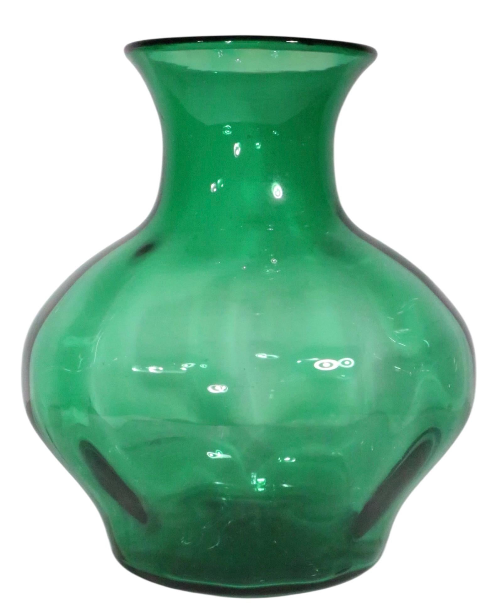 Gran jarrón de vidrio artístico soplado a mano de mediados de siglo att. a Blenko en venta 1