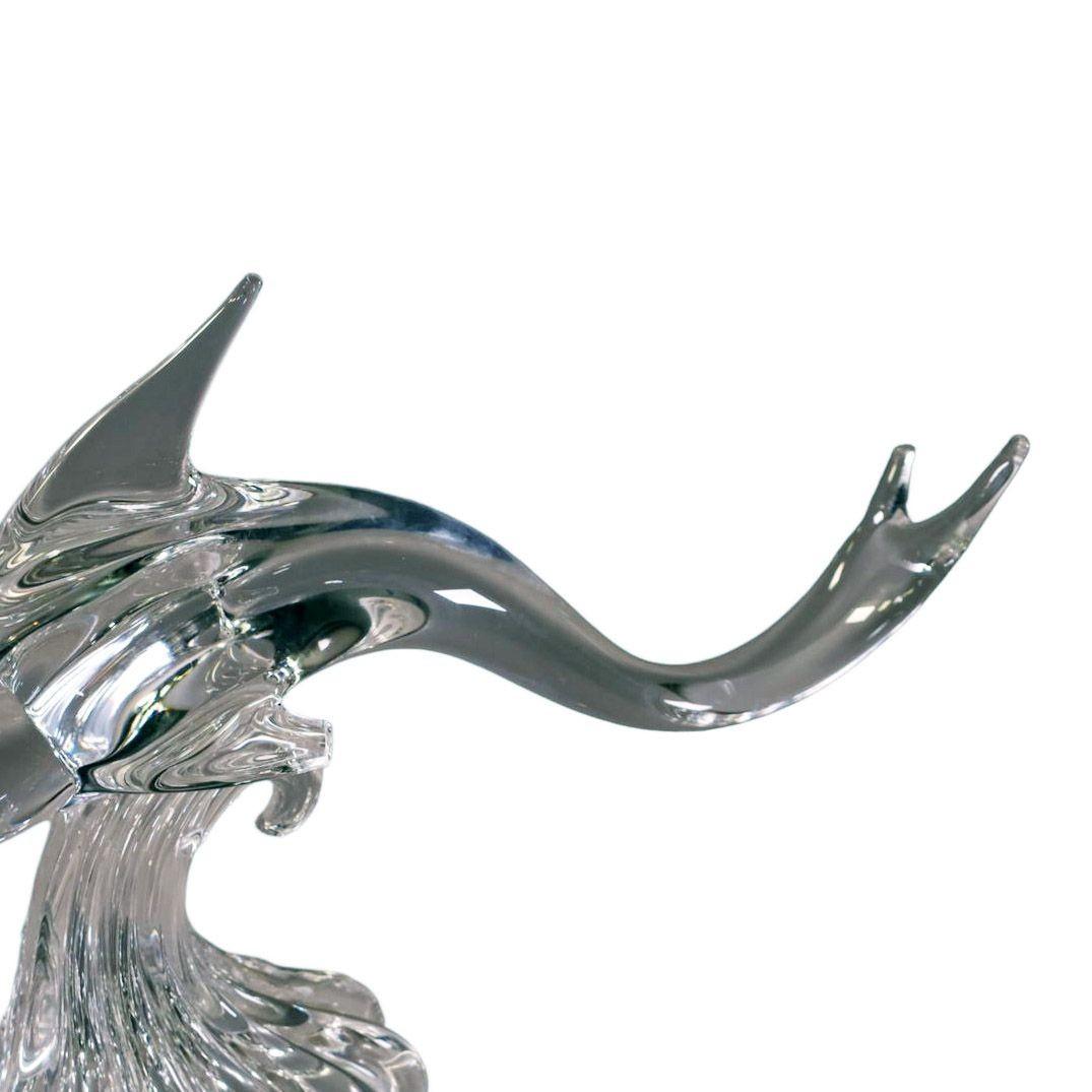 Metà XX secolo Grande scultura di delfino in cristallo di Murano soffiato a mano con piombo Archimede Seguso in vendita