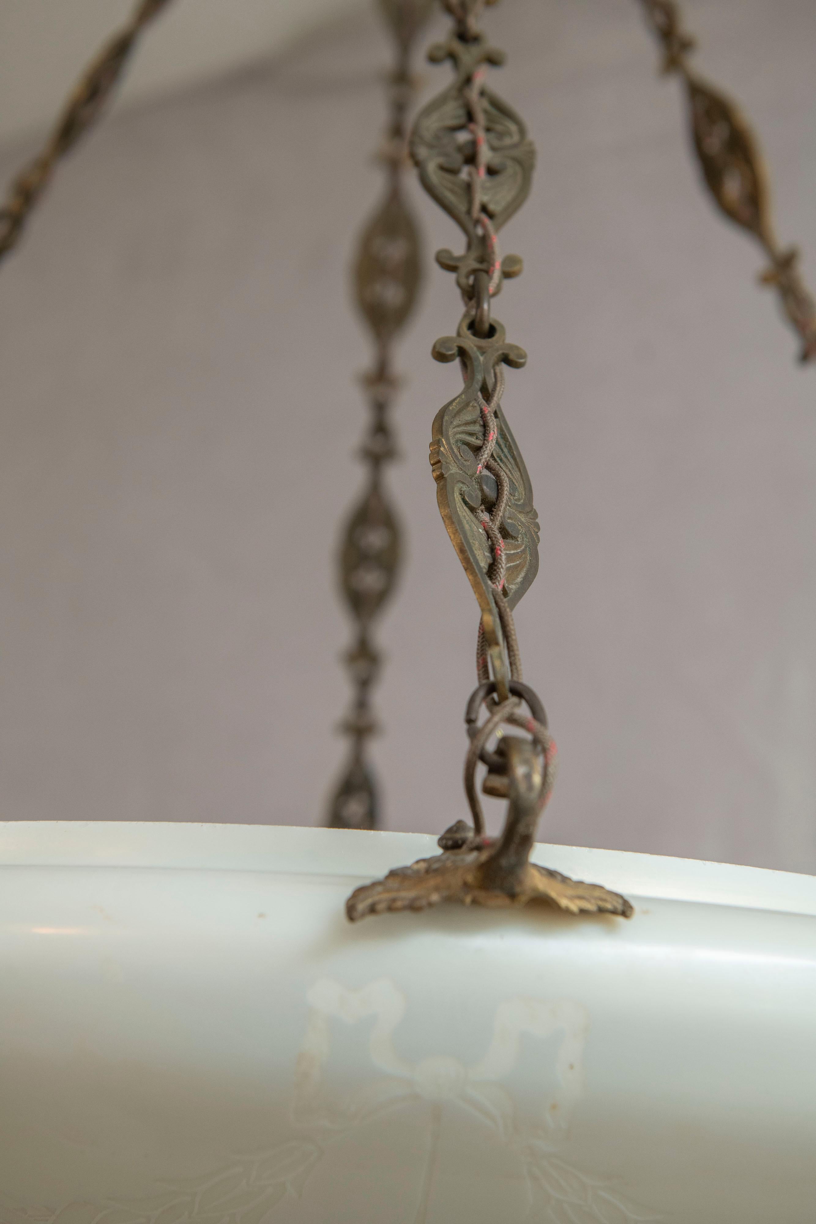 Grande pendente da soffitto in calcite soffiata a mano e Steuben con hardware originale, 1915 ca. in vendita 5