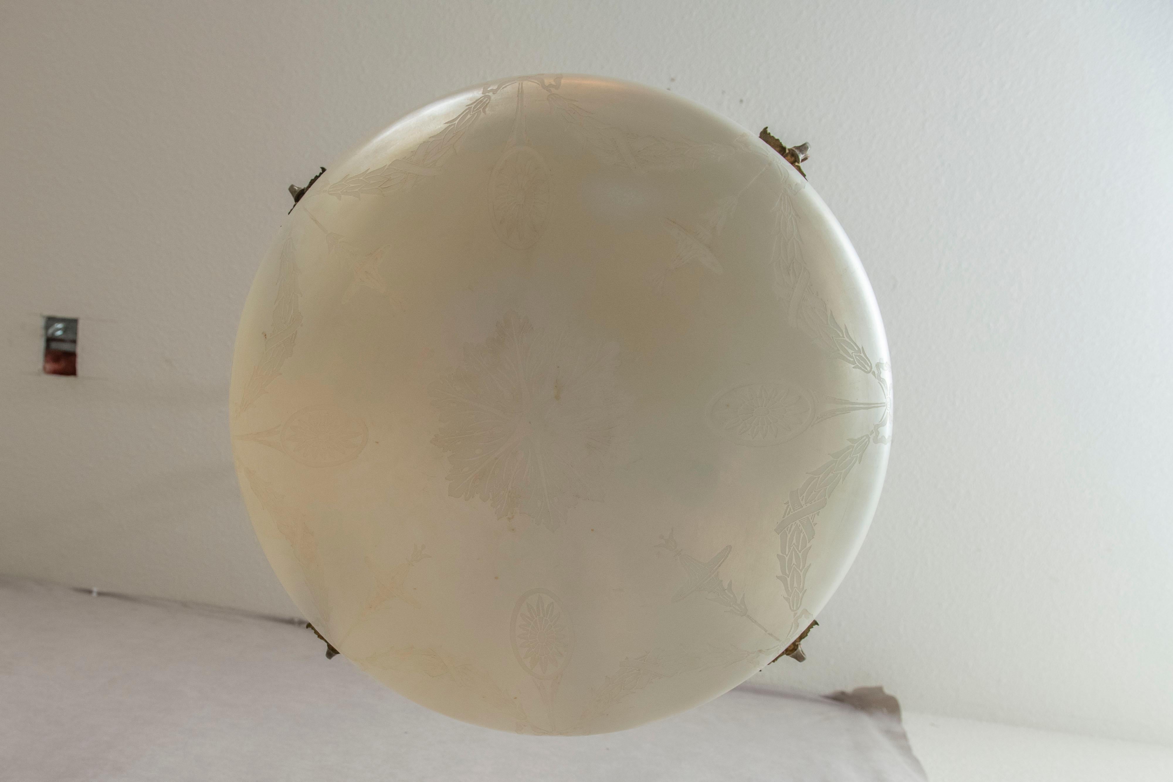 Grande pendente da soffitto in calcite soffiata a mano e Steuben con hardware originale, 1915 ca. in vendita 6
