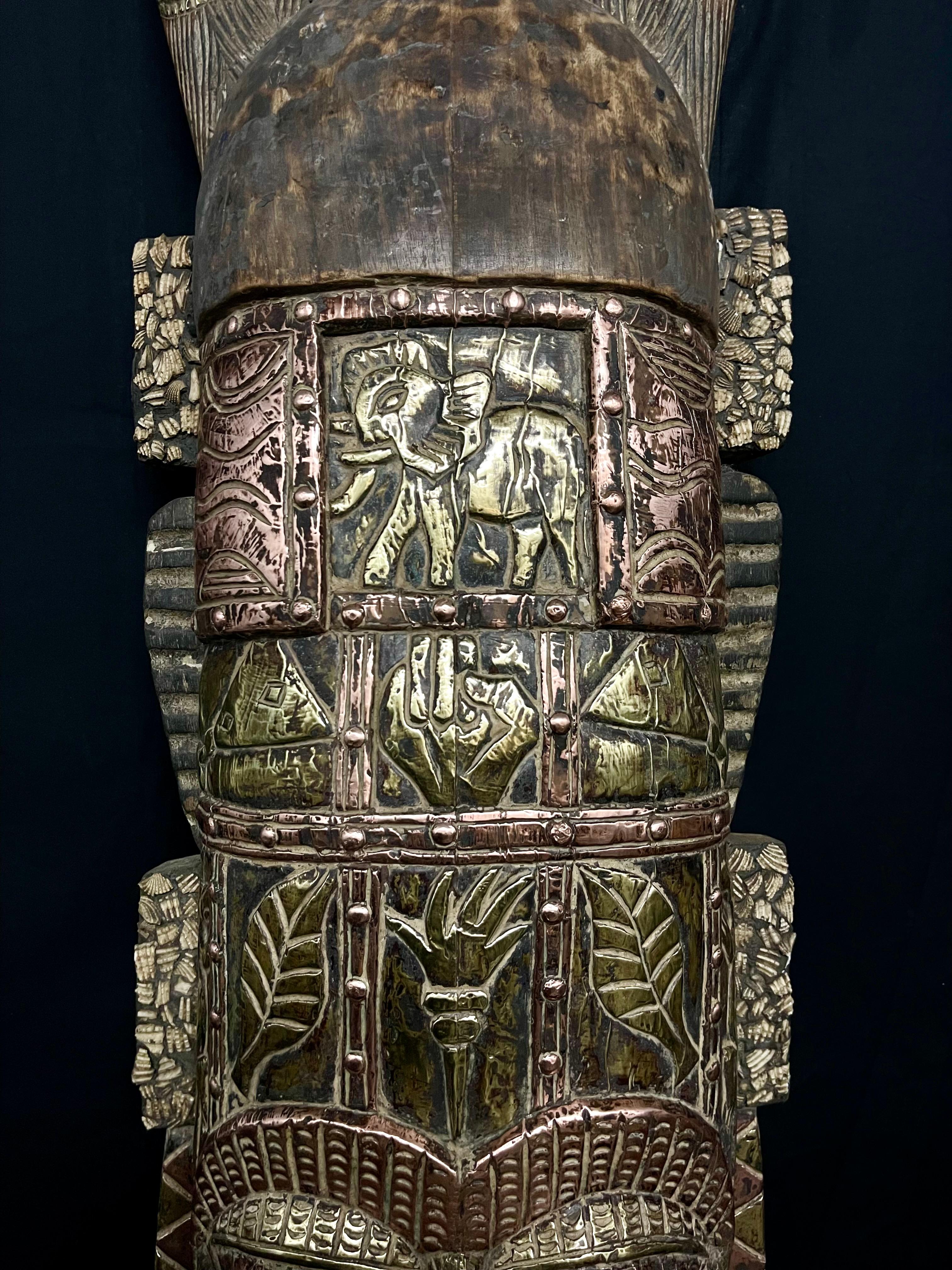 Grandes Máscaras Tribales Africanas de Teca Talladas a Mano Indio en venta