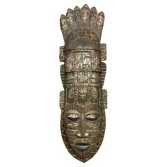 Maschere tribali africane in teak intagliate a mano di grandi dimensioni