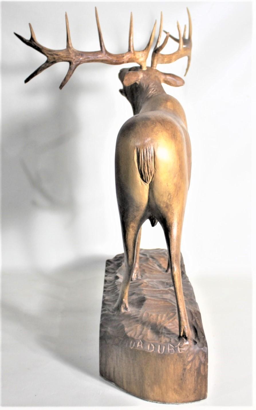 20ième siècle Grande sculpture de cerf cabré de la Forêt Noire sculptée à la main avec de grands bois de cerfs en vente