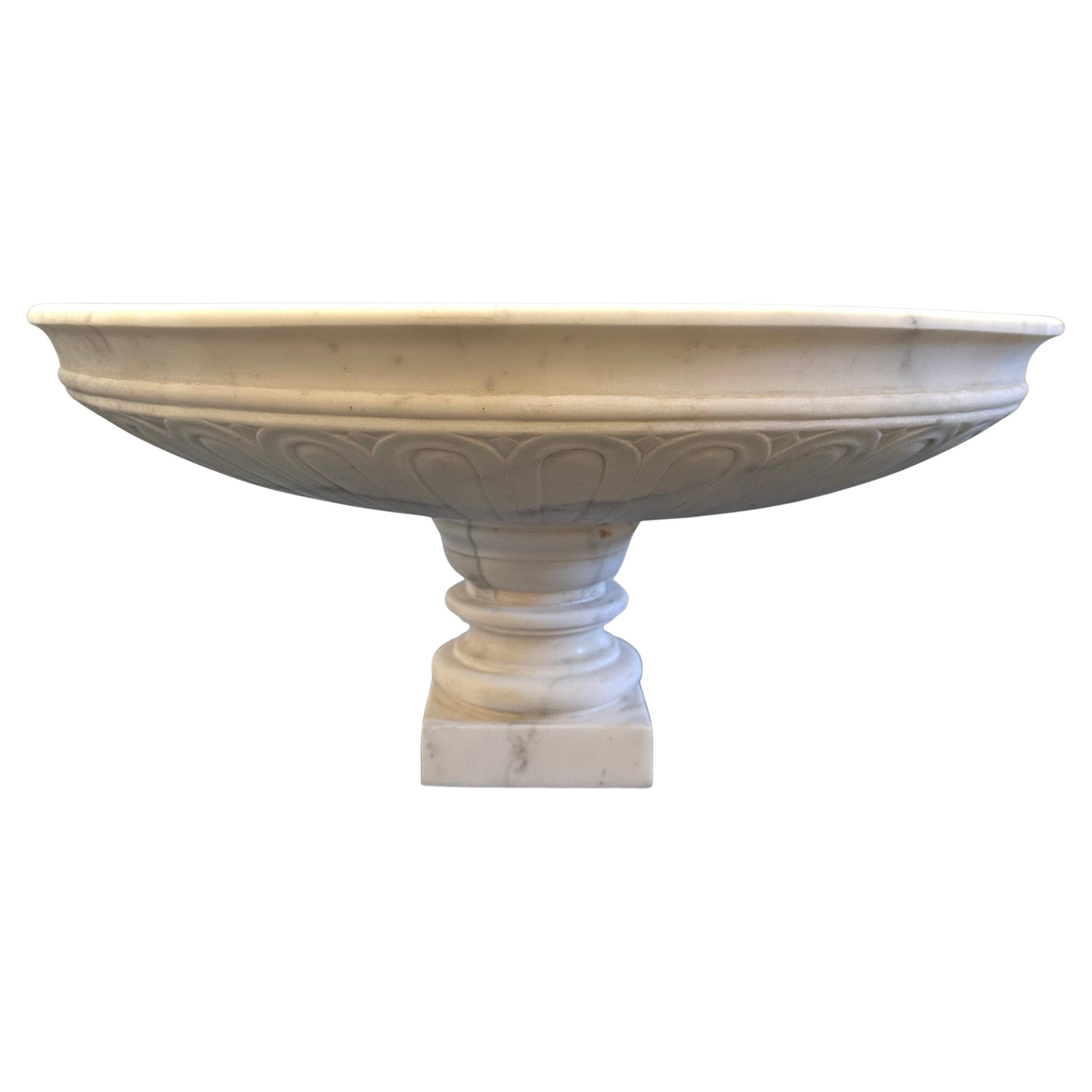 Grande Tazza in marmo di Carrara intagliata a mano - Italia, fine XVIII/inizio XIX secolo