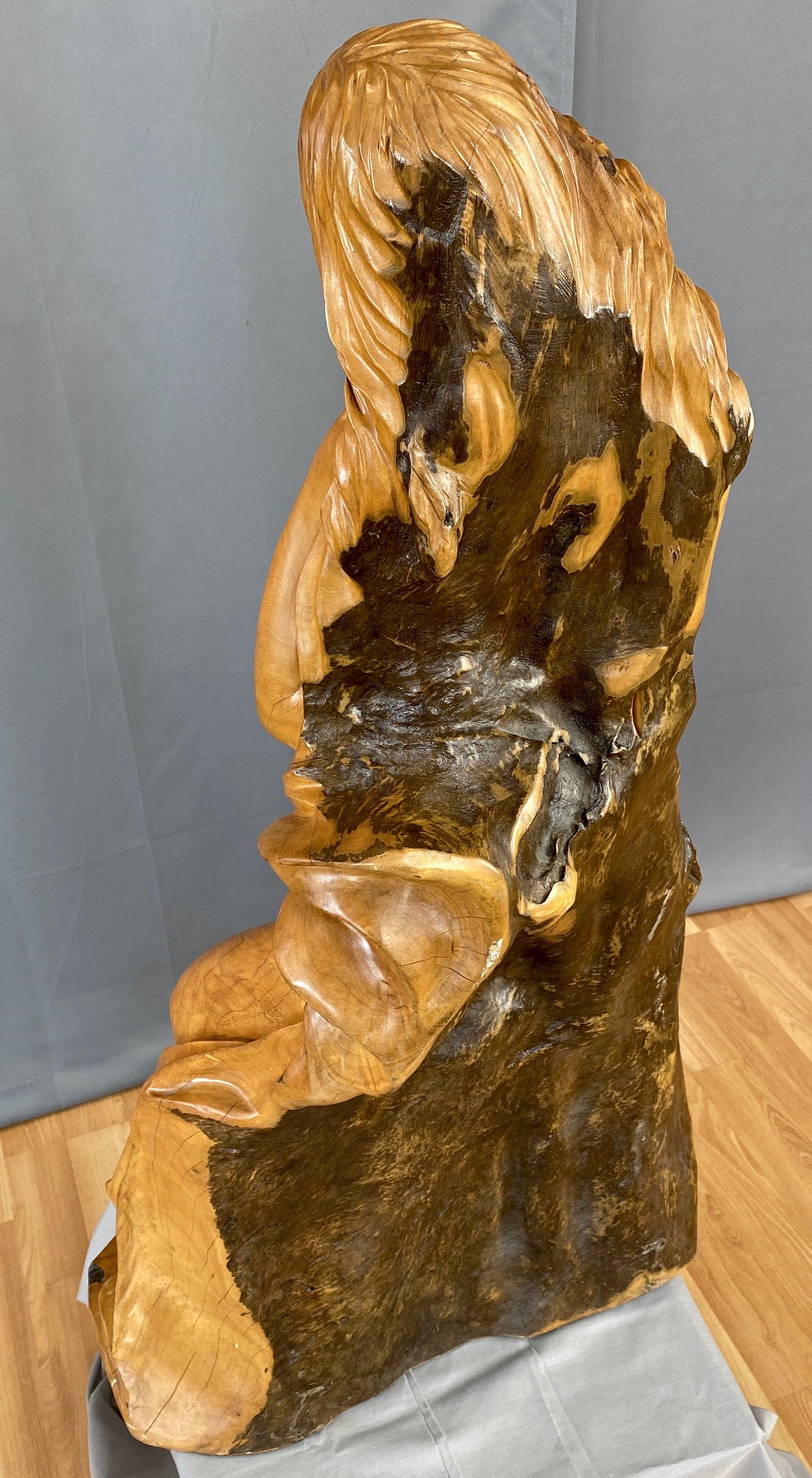 Große handgeschnitzte Zypressen-Kniefigurenskulptur nach Botticellis Venus, 1970er Jahre (Ende des 20. Jahrhunderts) im Angebot