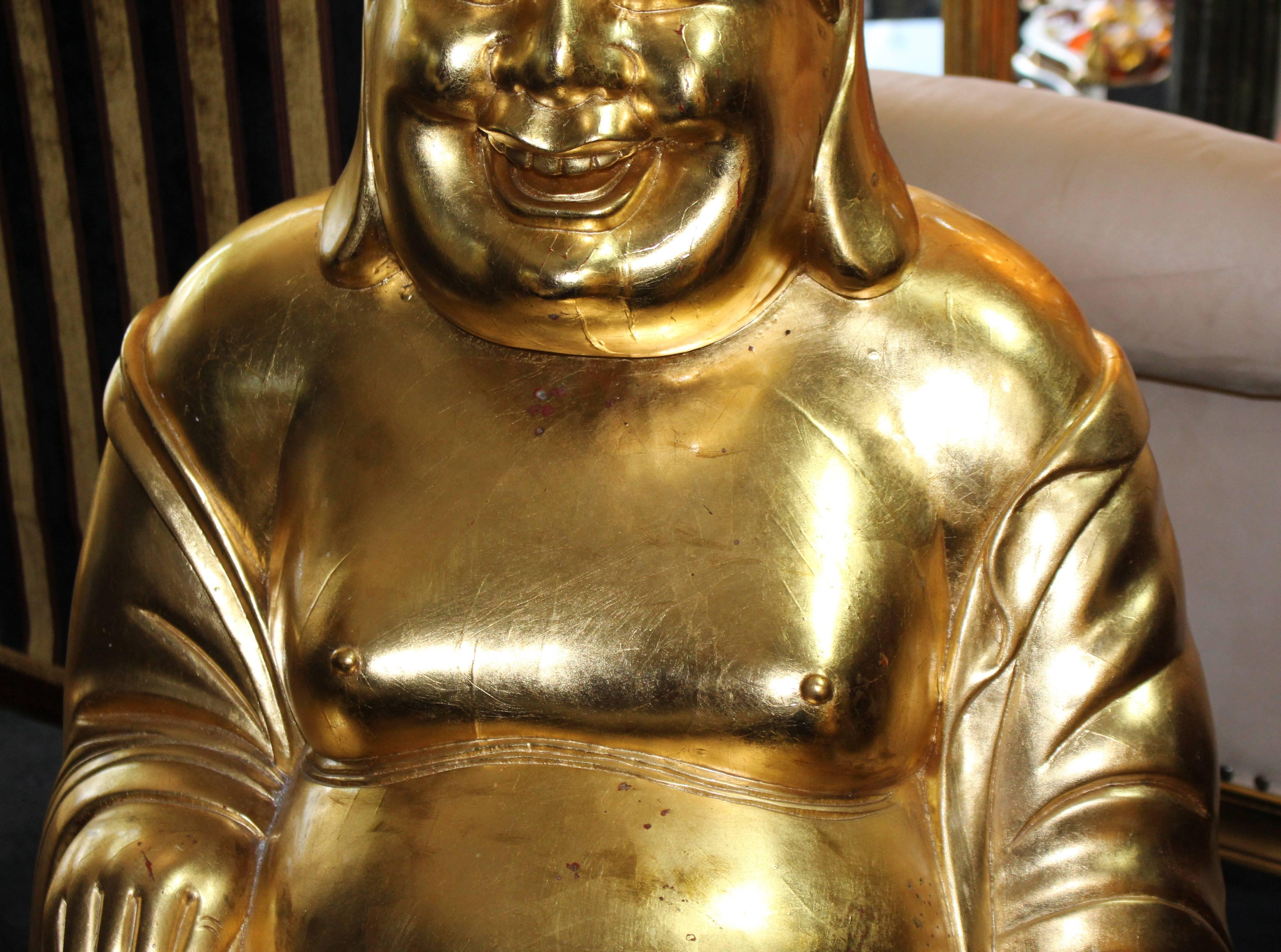 Large Hand Carved Giltwood Seated Laughing Buddha In Good Condition For Sale In Worcester, Worcestershire