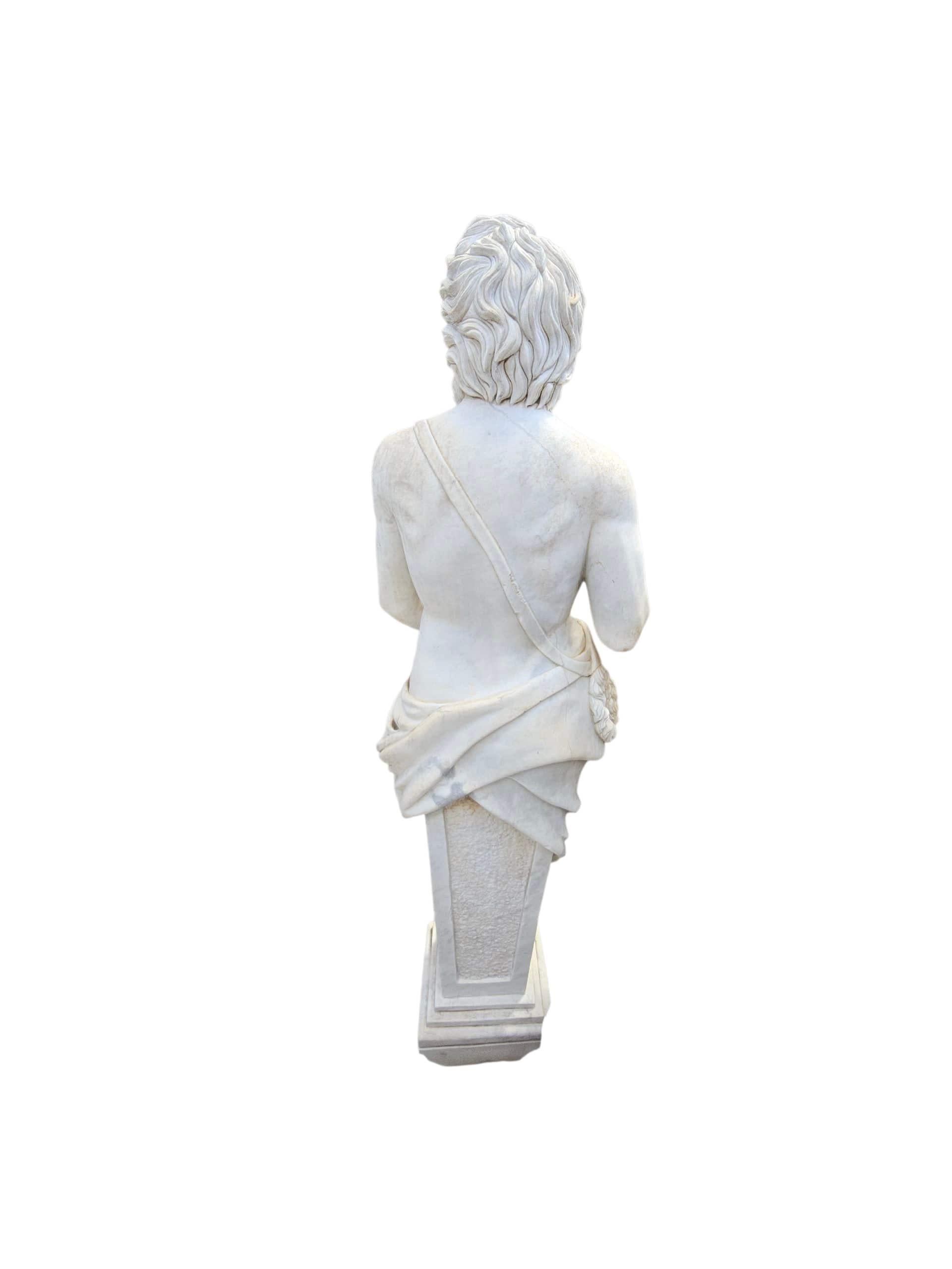 Große Allegorische Skulptur aus italienischem Marmor, 180 CM, handgeschnitzt im Angebot 3