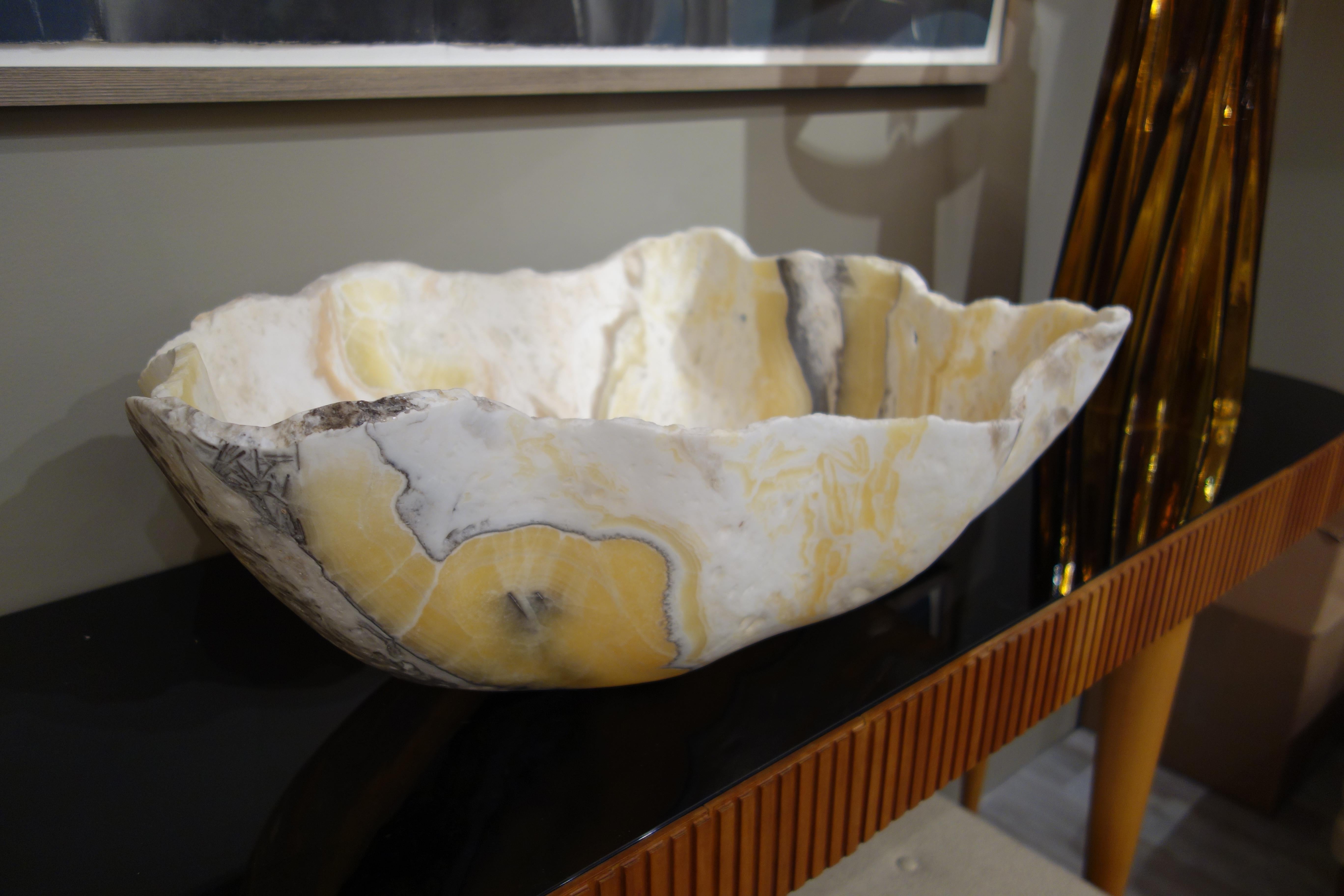 Large Hand Carved Mexican Onyx Bowl or Centerpiece in White, Gold, Gray & Taupe 3