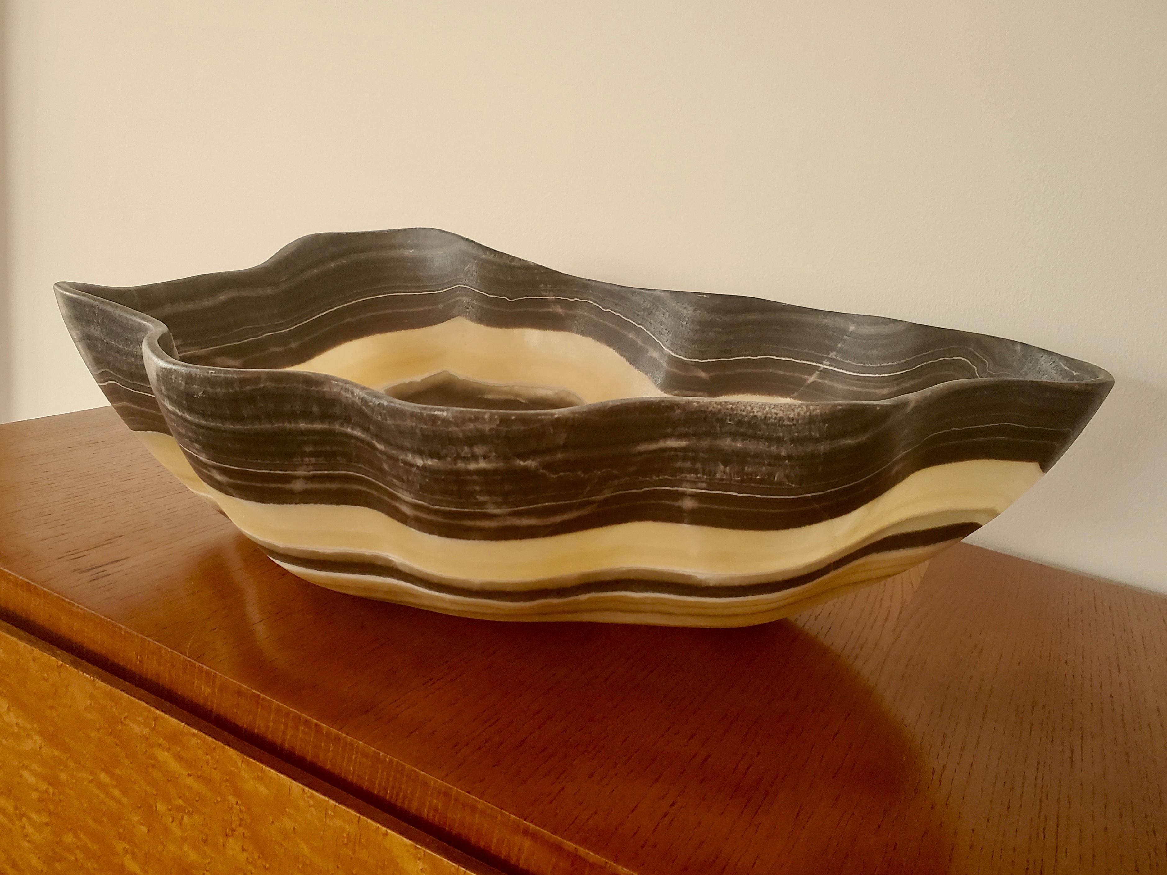onyx centerpiece bowl