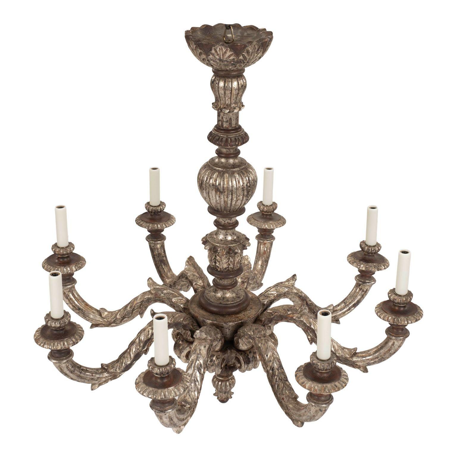 Ottone Grande lampadario intagliato a mano in argento dorato in vendita