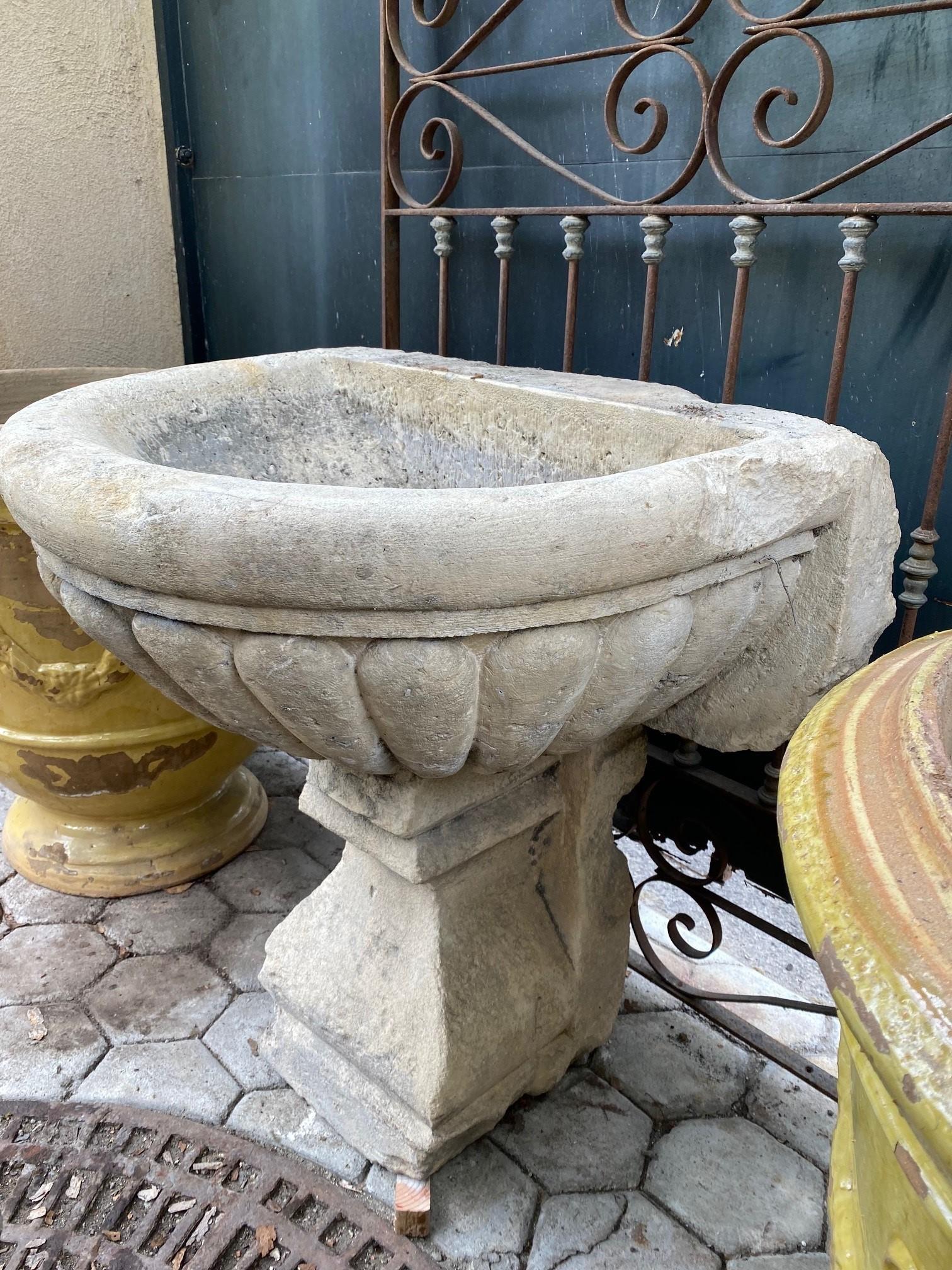 Große Hand Carved Stone Sink Basin Wall Fountain Bowl & Sockel Basis Antique CA im Angebot 8