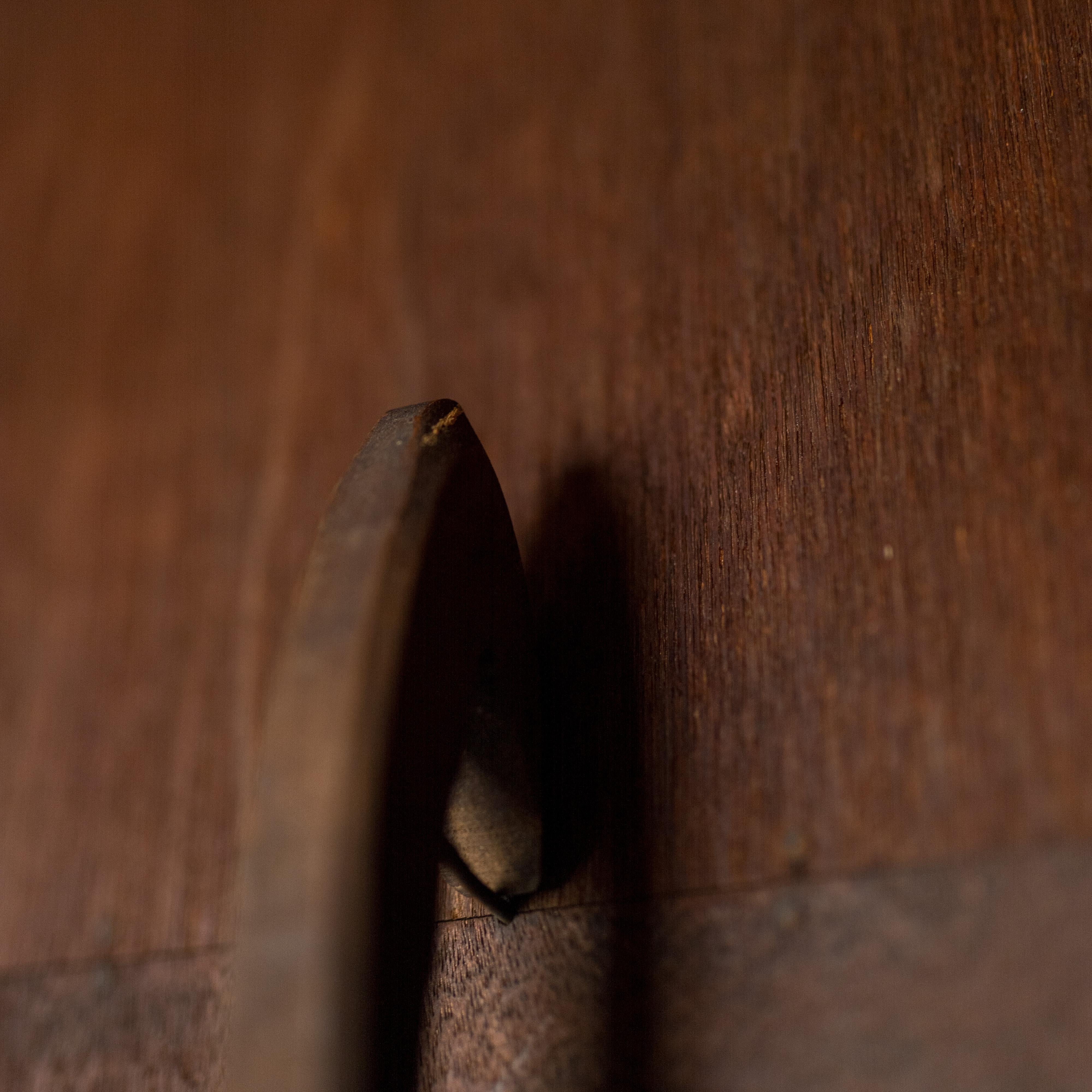 Cazo grande de madera tallada a mano,  Principios del siglo XX en Bueno estado para la venta en Edogawa-ku Tokyo, JP