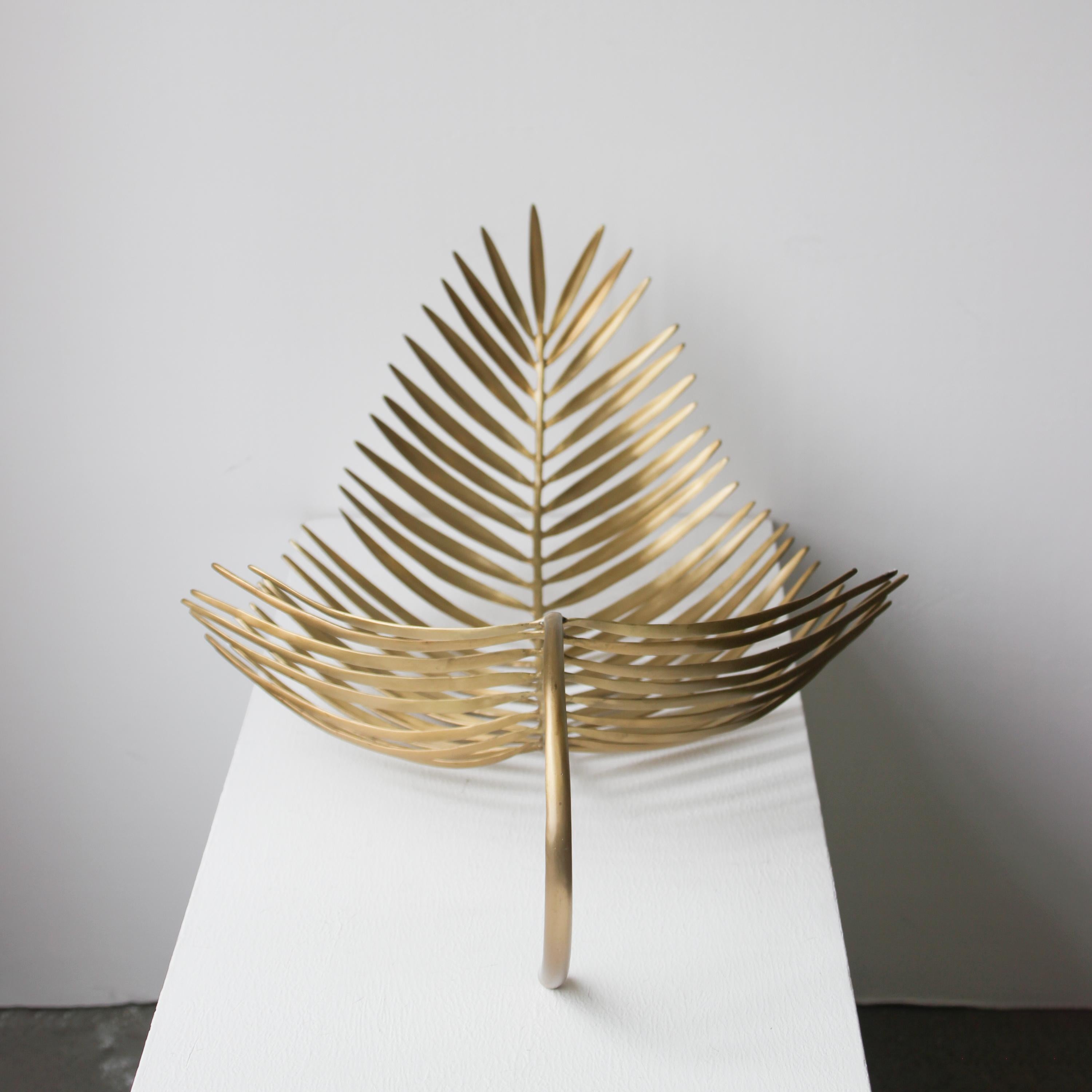 Large Hand-Cast Brass Palm Tree Leaf Sculpture, Decorative Bowl For Sale 3