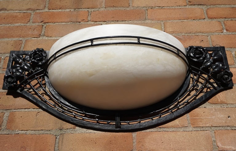 Large Handcrafted Art Deco Style Alabaster and Wrought Iron Wall Sconce / Lamp For Sale 4